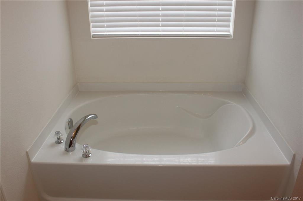 Mcintyre - Residential Lease