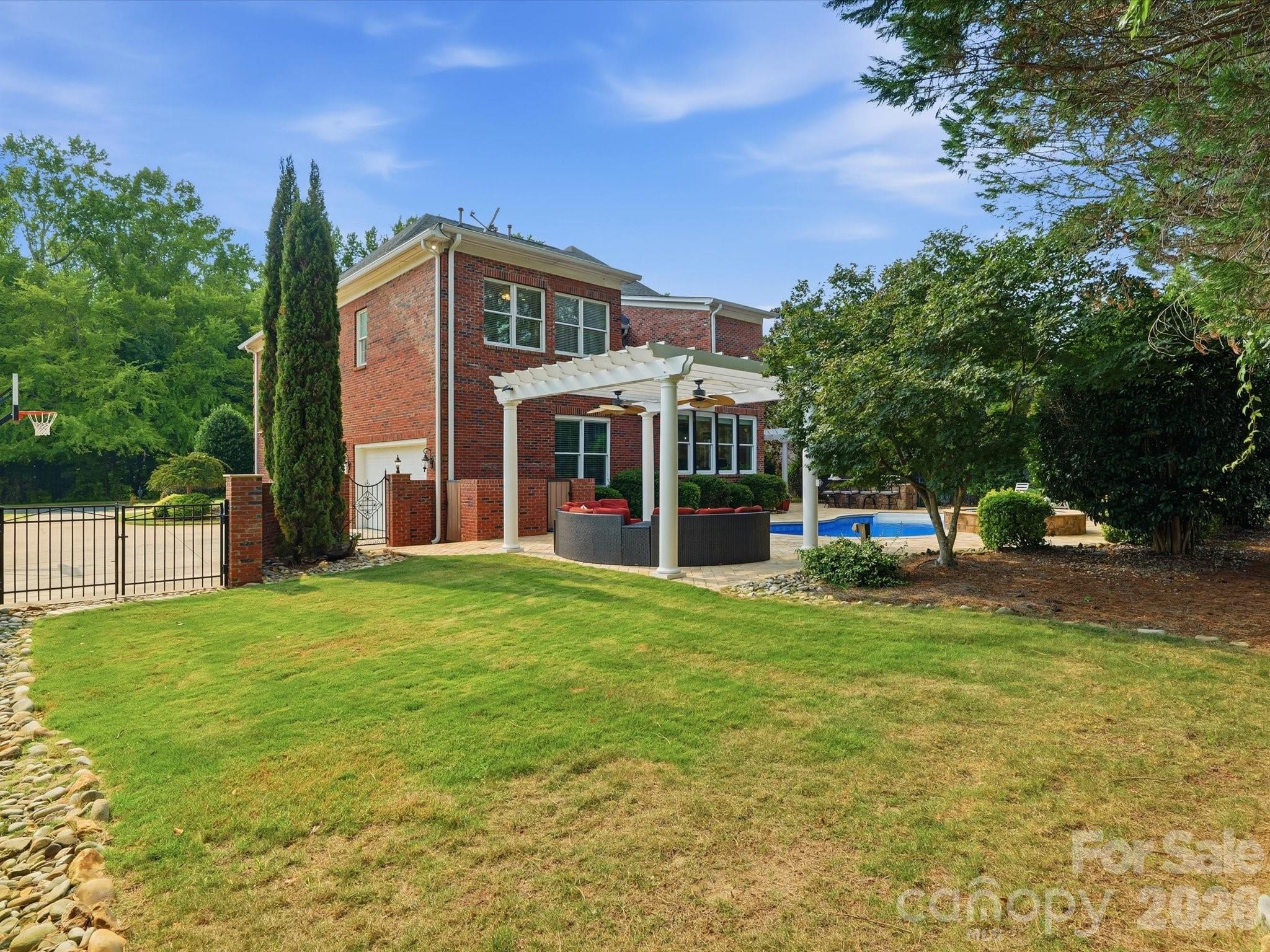 Providence Country Club - Residential