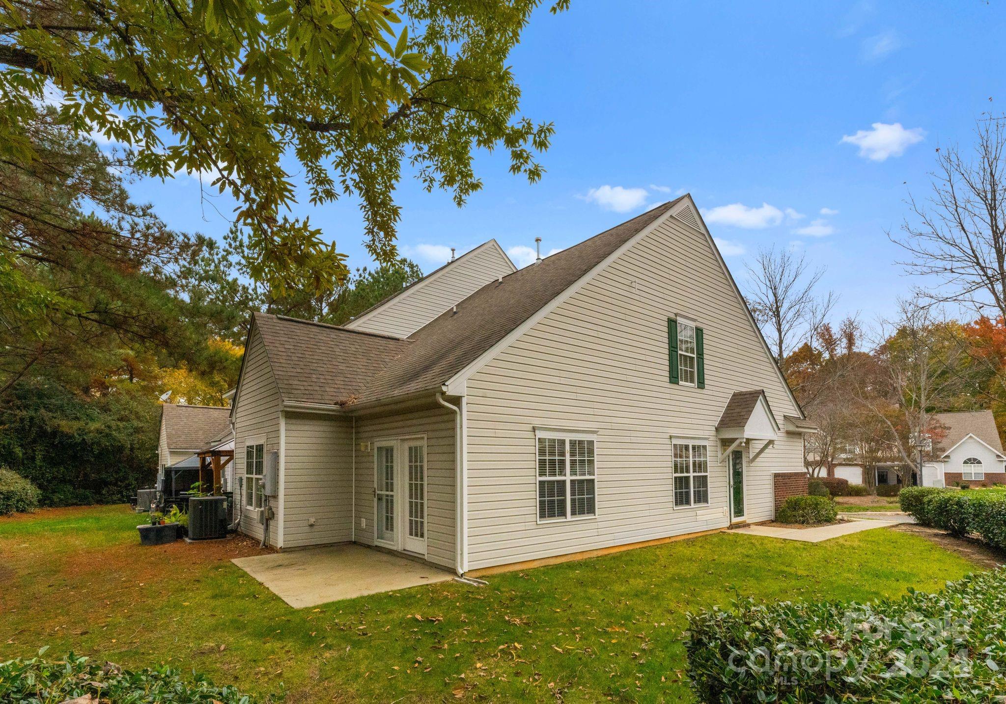 Holly Ridge - Residential