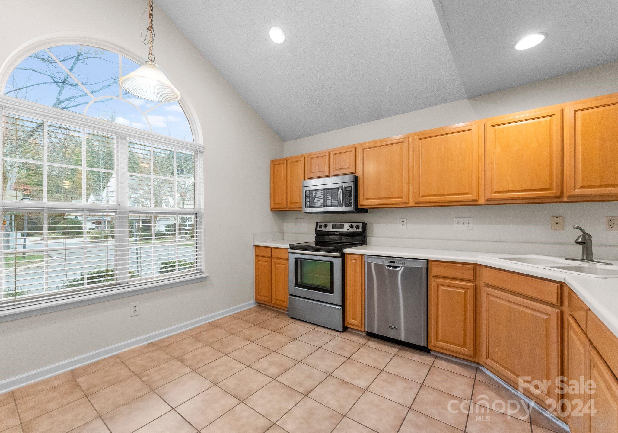 Holly Ridge - Residential