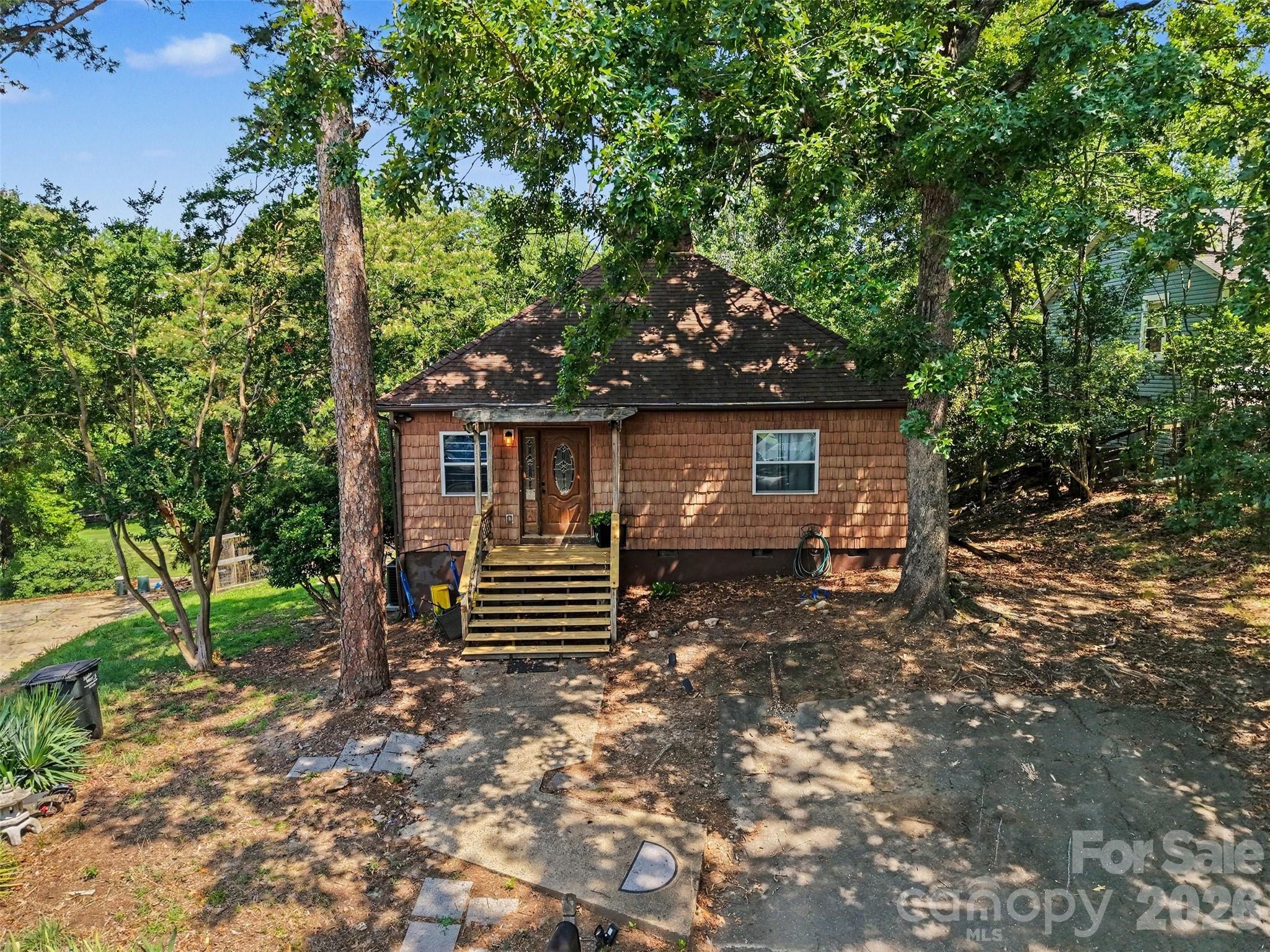 Tega Cay - Residential