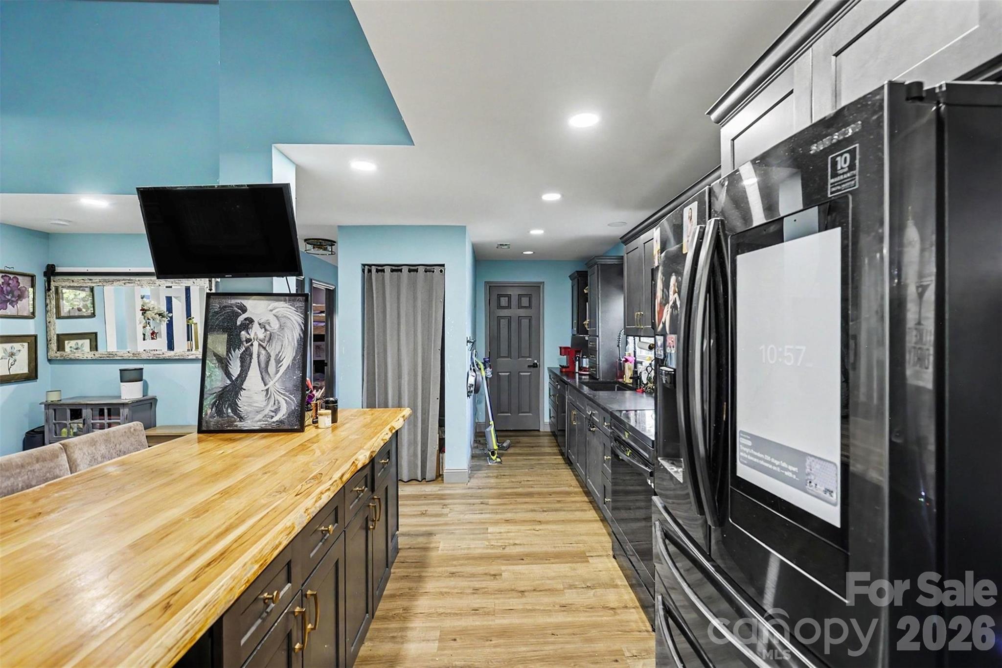 Tega Cay - Residential