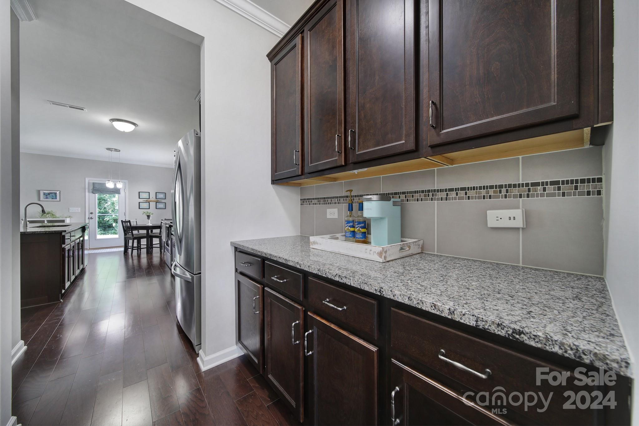 Newport Lakes - Residential