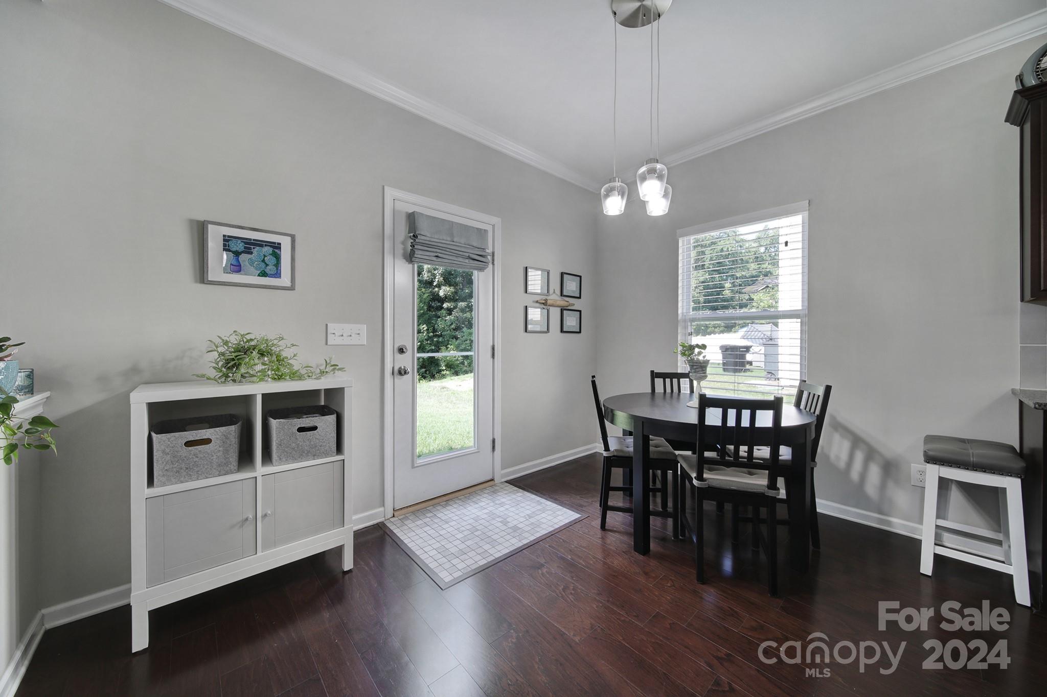 Newport Lakes - Residential
