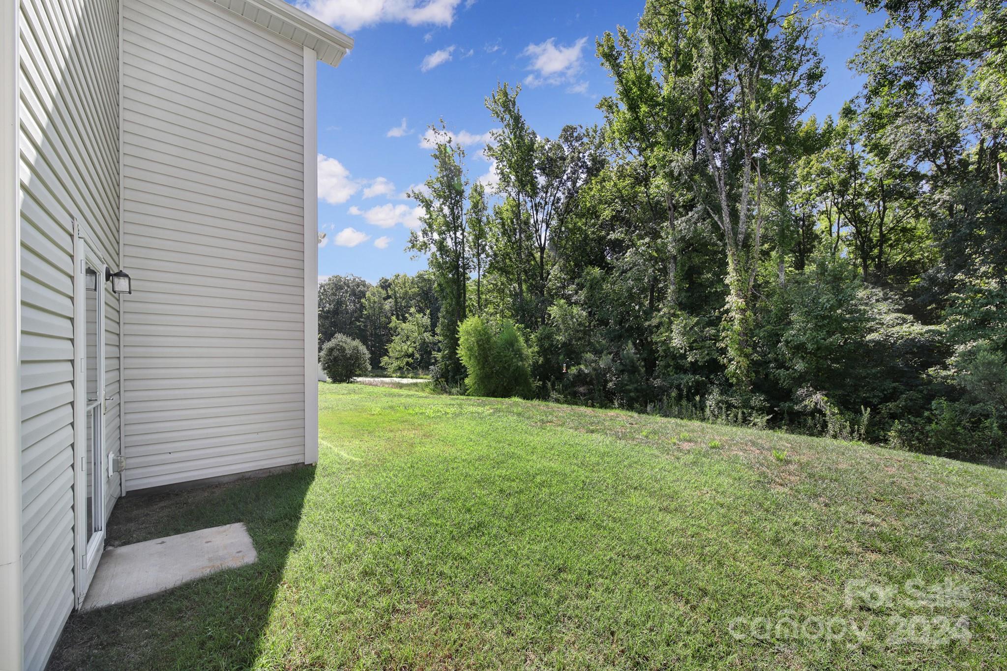 Newport Lakes - Residential