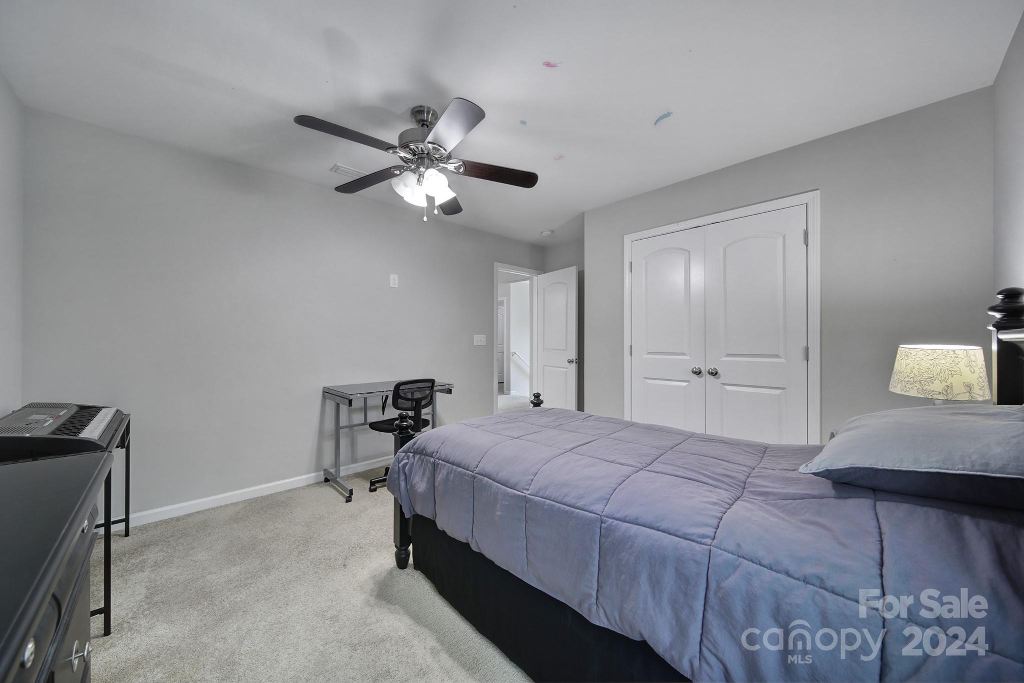 Newport Lakes - Residential