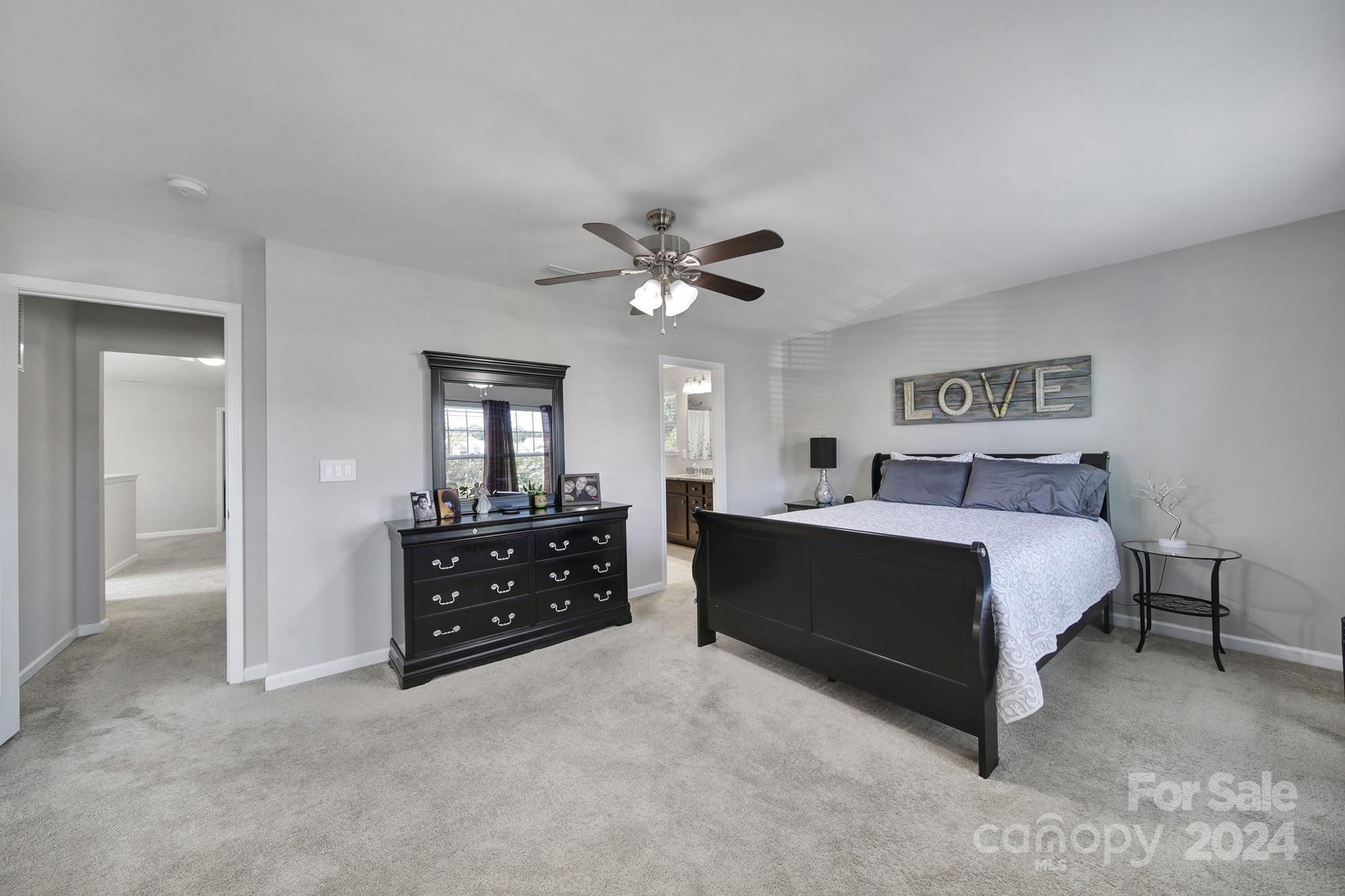 Newport Lakes - Residential