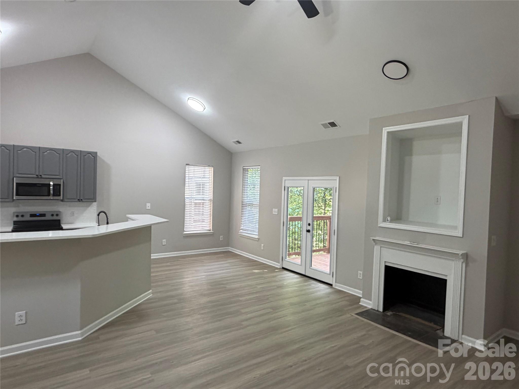 Ridge Crest - Residential
