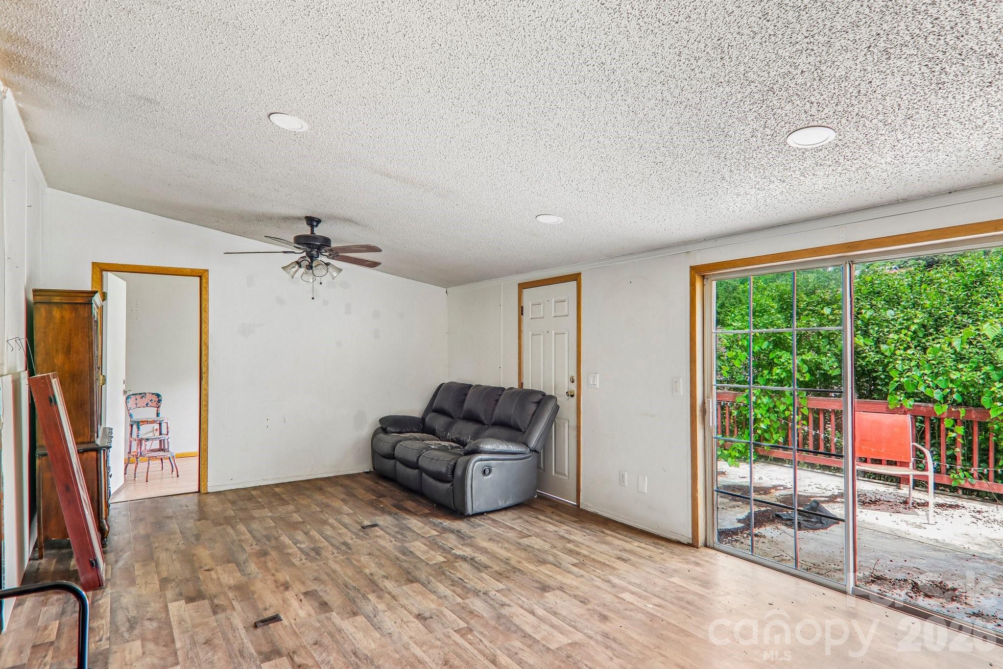 creekview - Residential