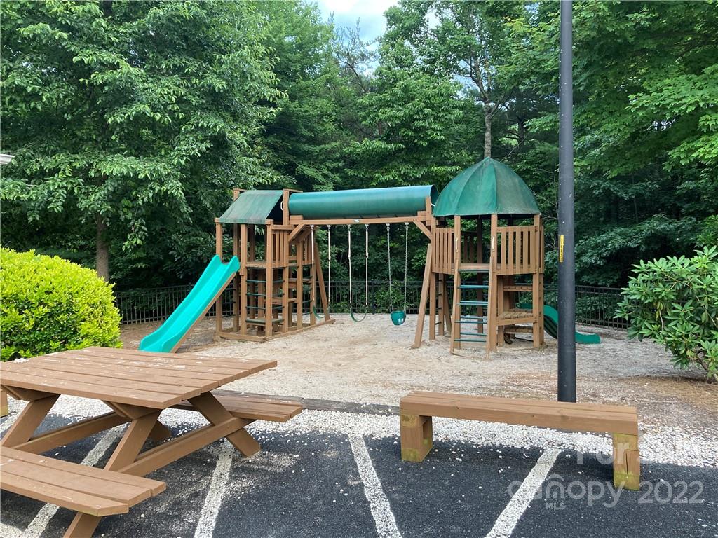 Avery Park - Land