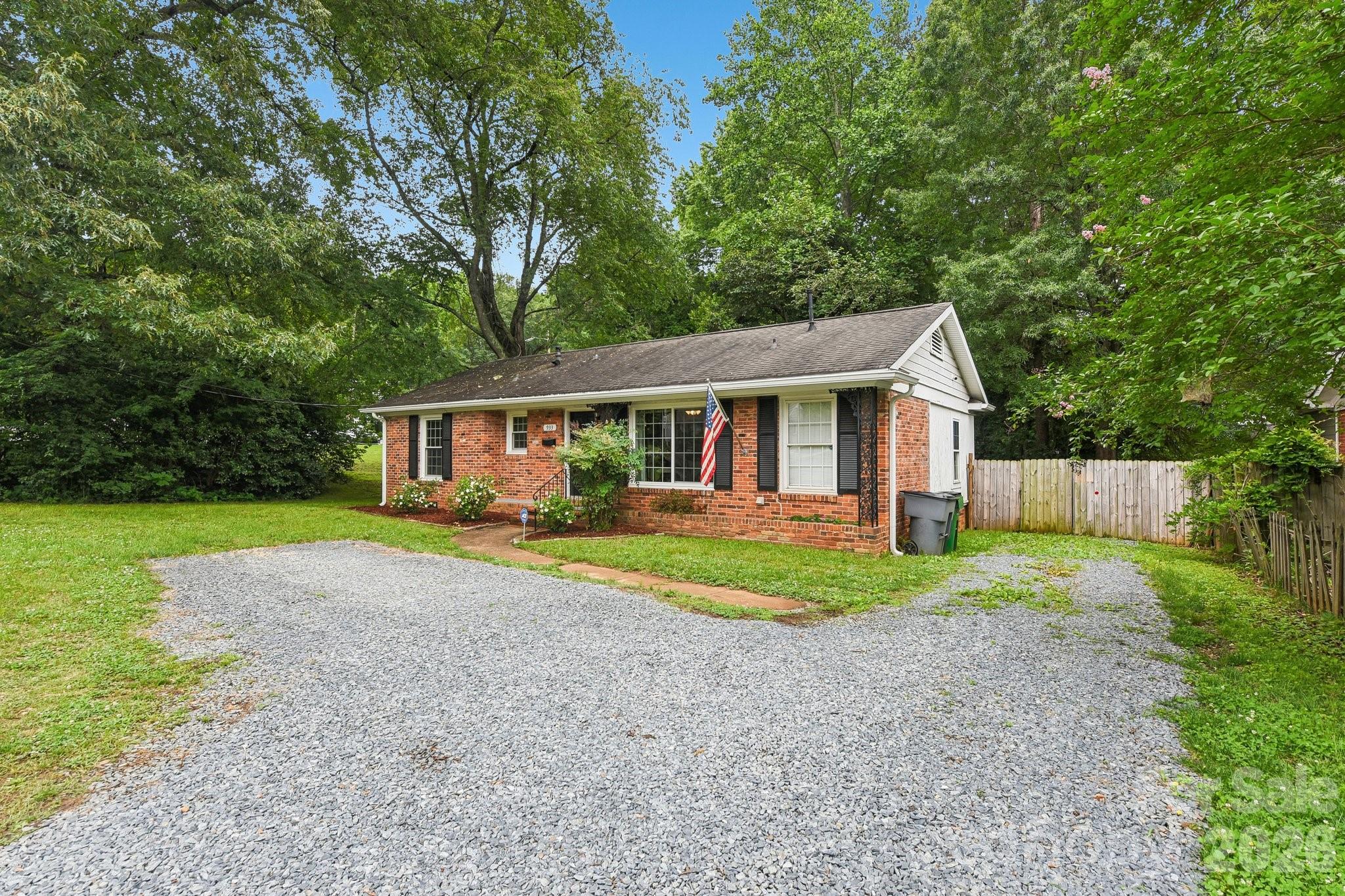 Rollingwood - Residential