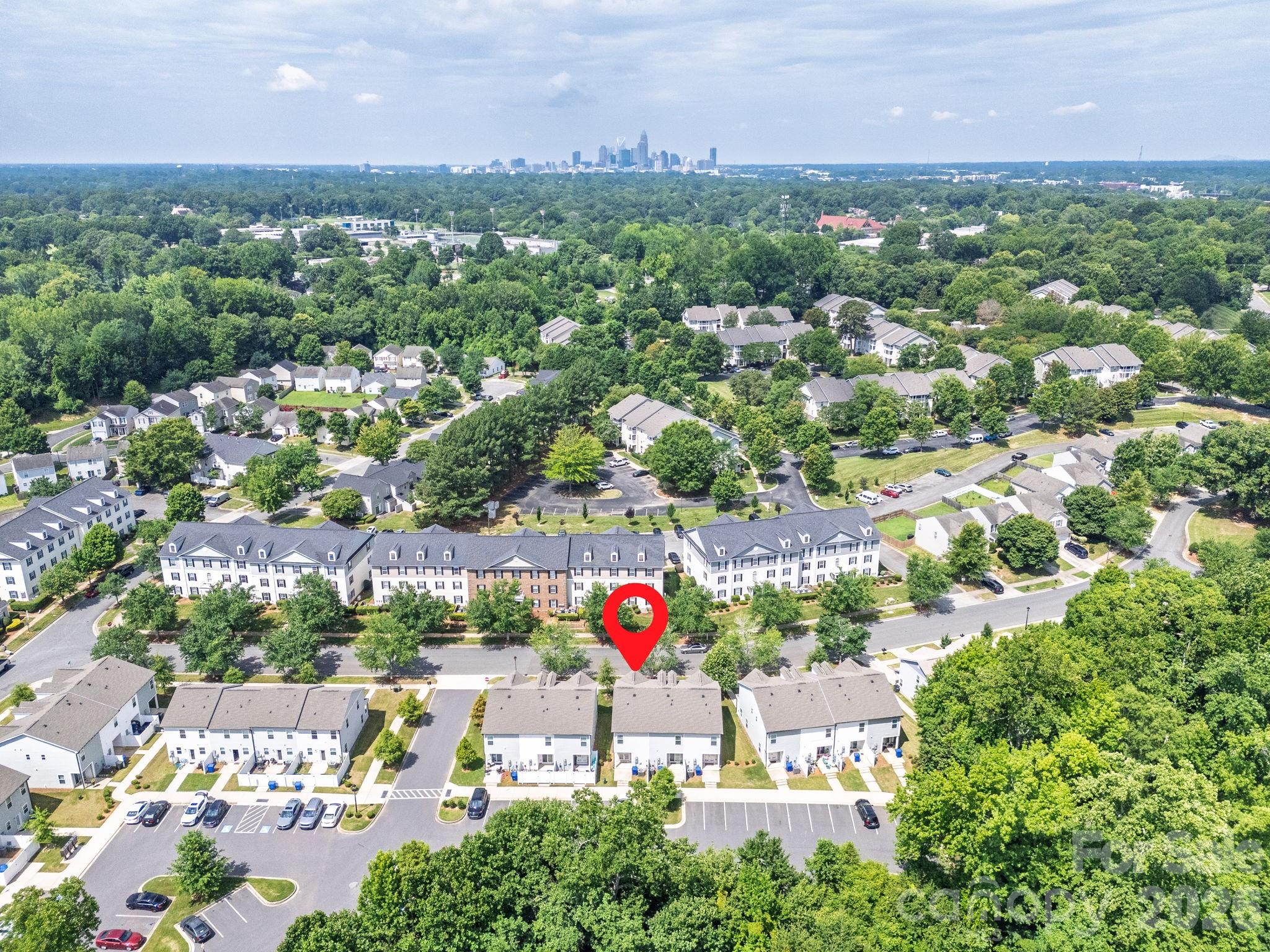 Citiside Plaza Walk Townhomes - Residential