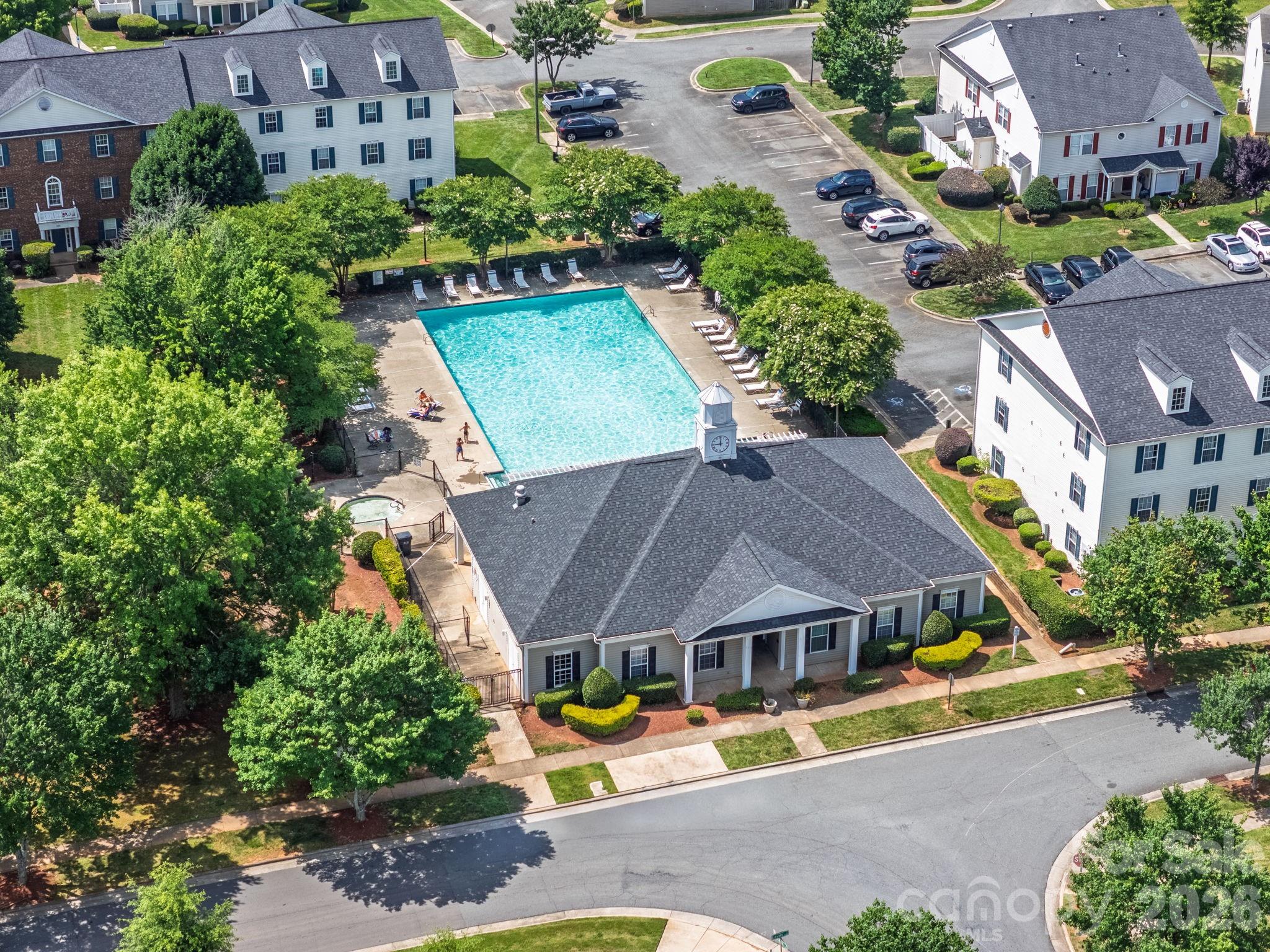 Citiside Plaza Walk Townhomes - Residential