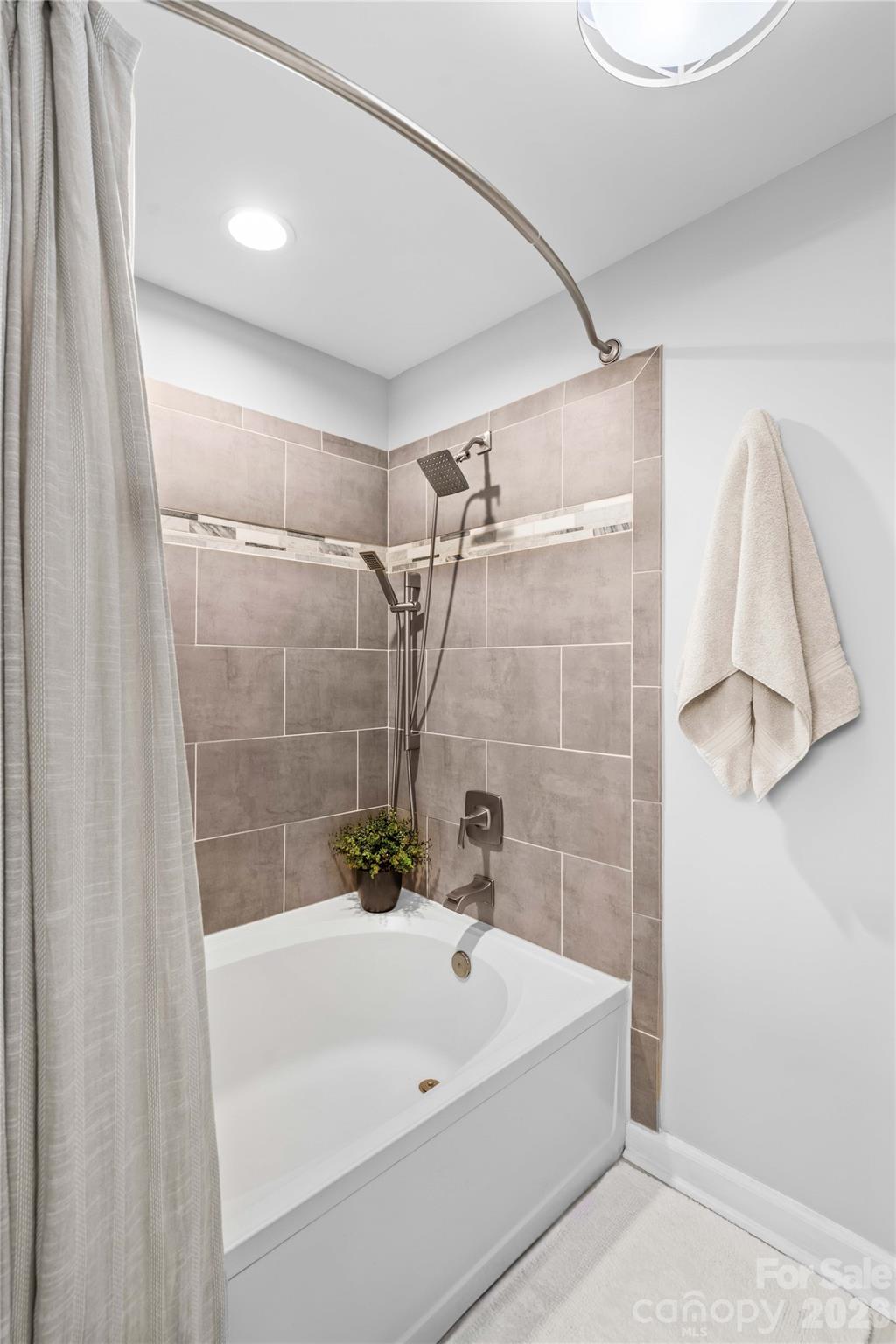 Vineyard Point - Residential