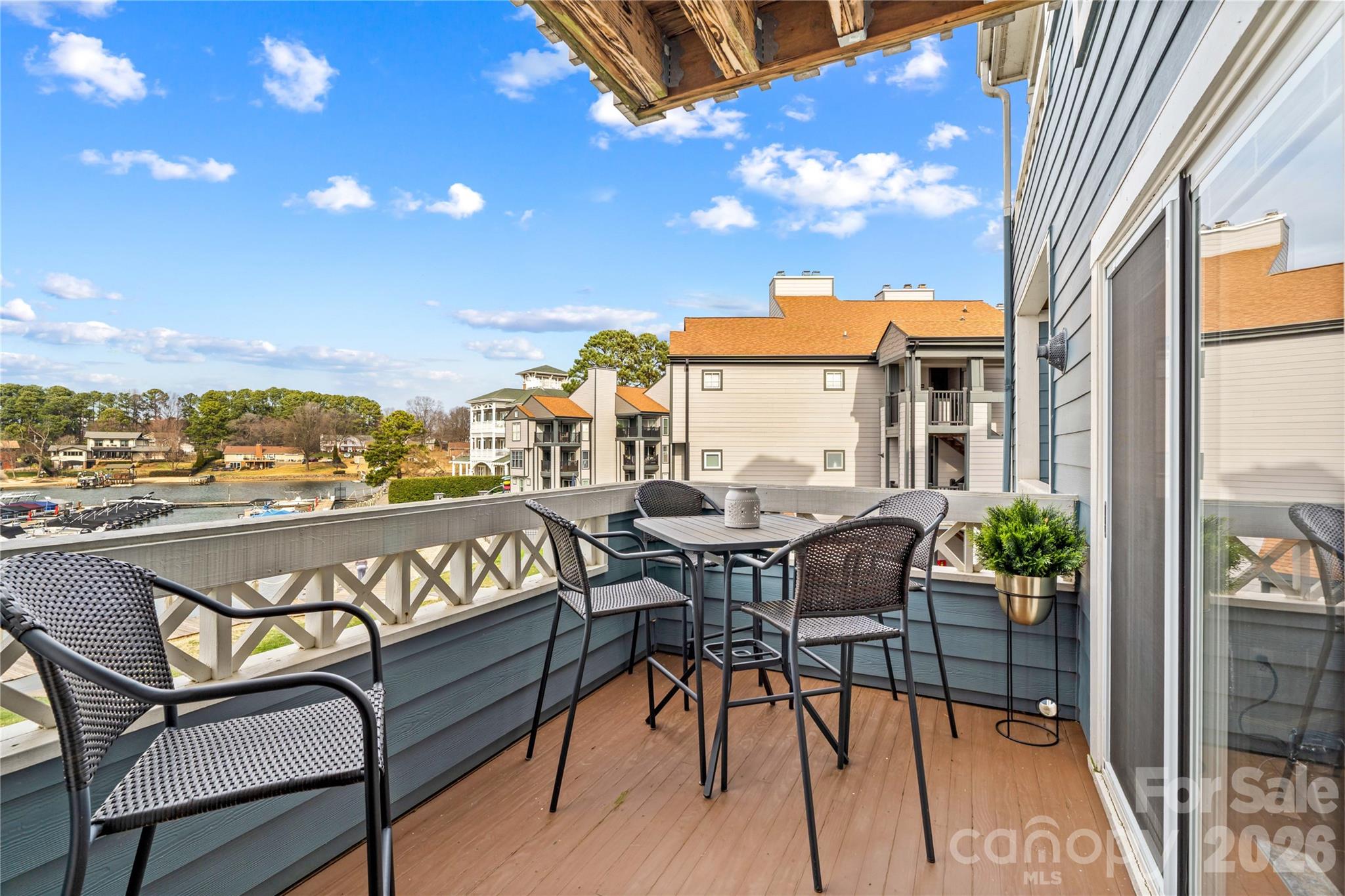 Vineyard Point - Residential