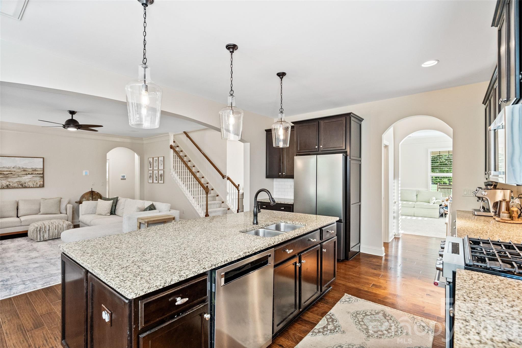 Barber Rock - Residential