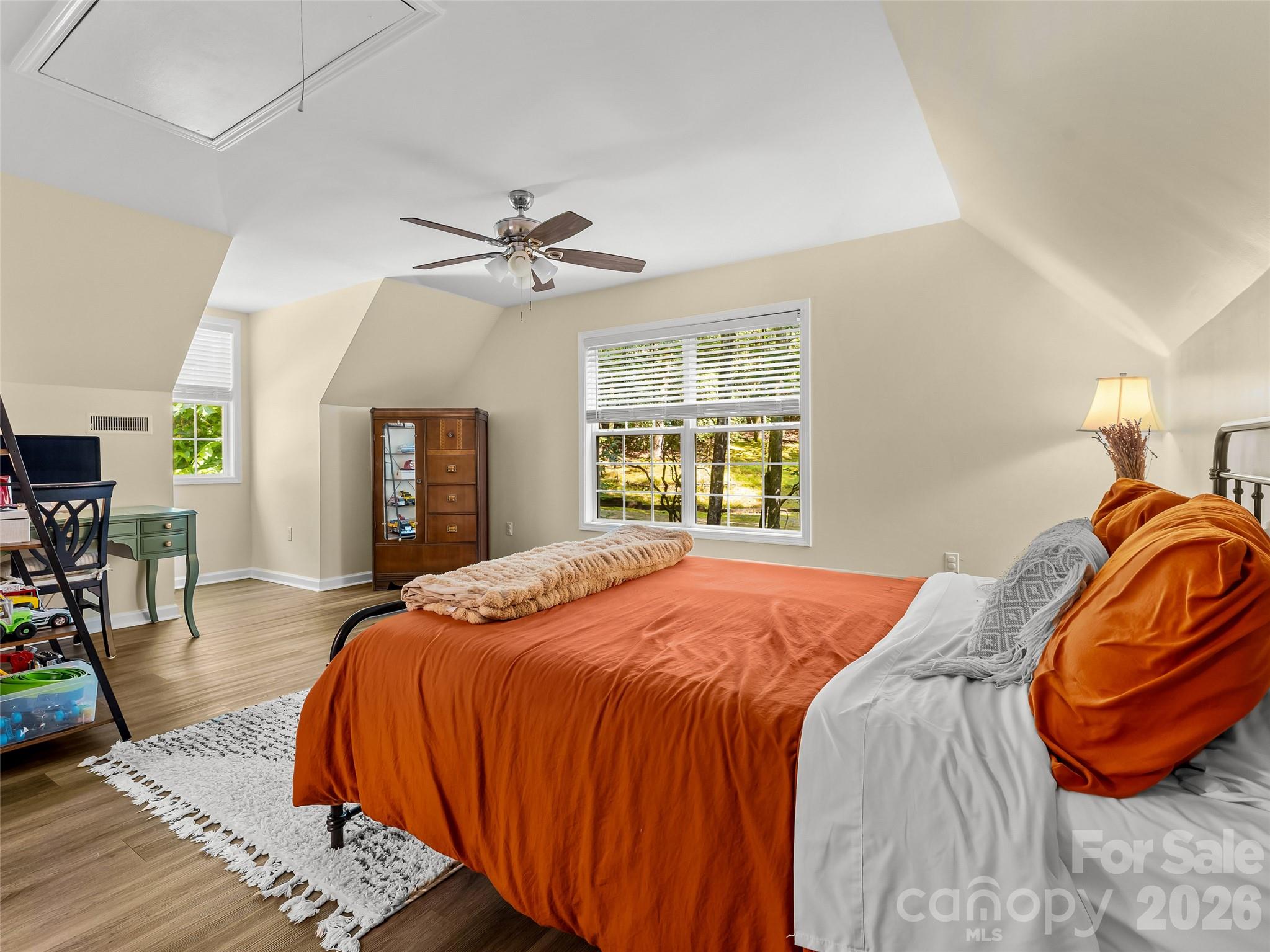 Knob Creek - Residential