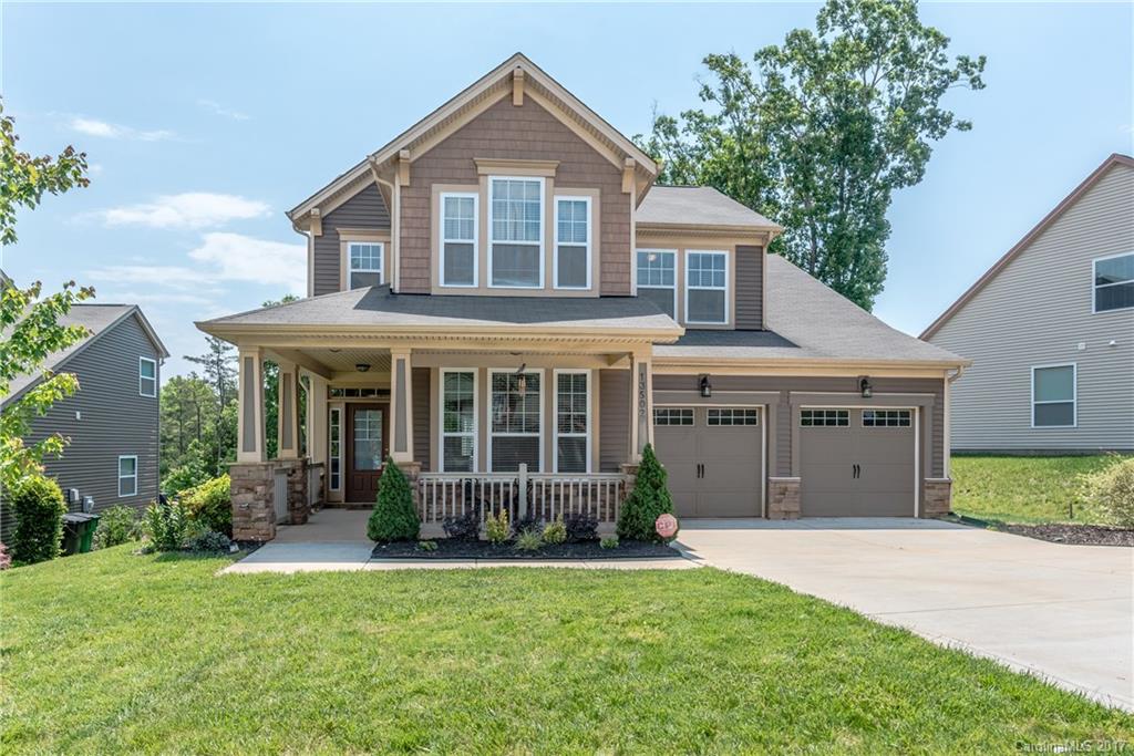 Welcome Home, 2 story Traditional features a stunning curved staircase, 9’ ceilings, hardwoods, kitchen with lots of counter space & storage, granite countertops, stone backsplash, SS appliances, & large kitchen island that flows into the family room. 2nd floor Bonus/loft, Master w/ walk in his/her closets and MB w/His & Her sinks, garden tub, and shower.  Two additional bedrooms one w/vaulted ceiling. Flat fenced backyard. Less than a mile from shopping, dinning, hospital, and medical offices.