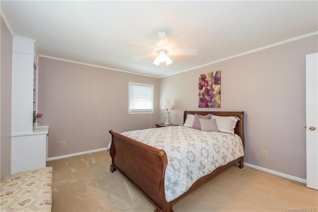 Sunset Circle - Residential