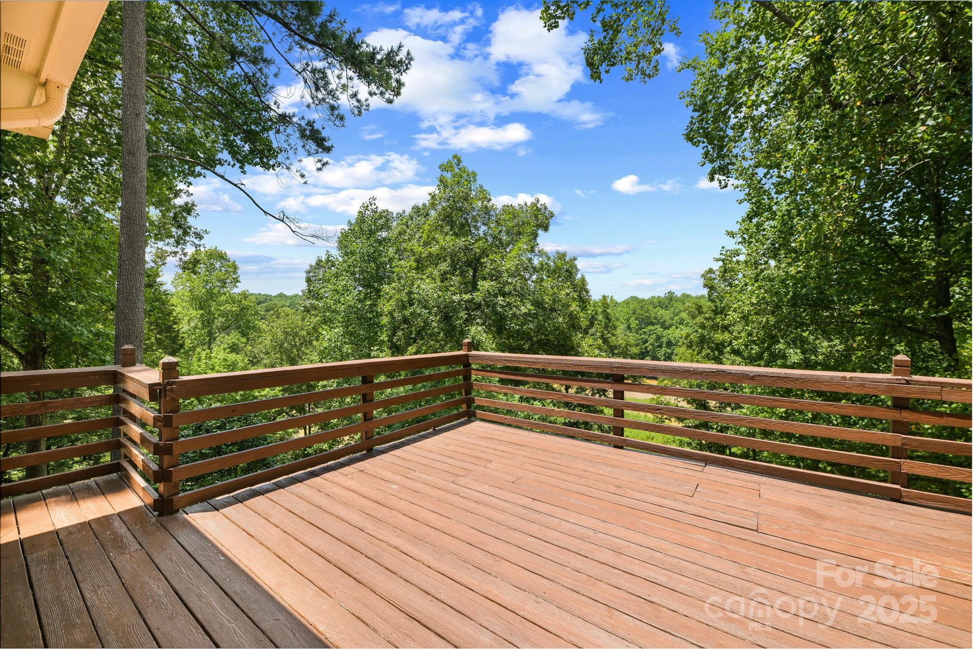 Tega Cay - Residential