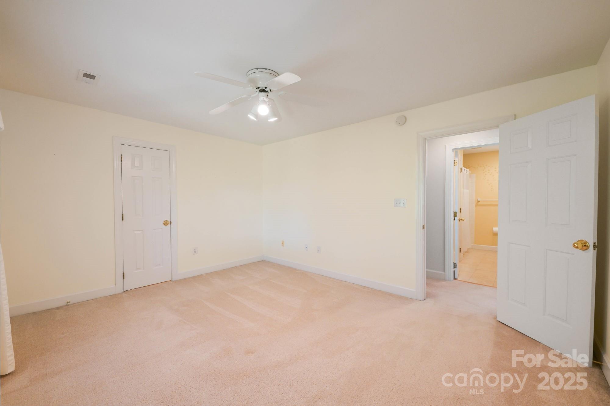 Tega Cay - Residential