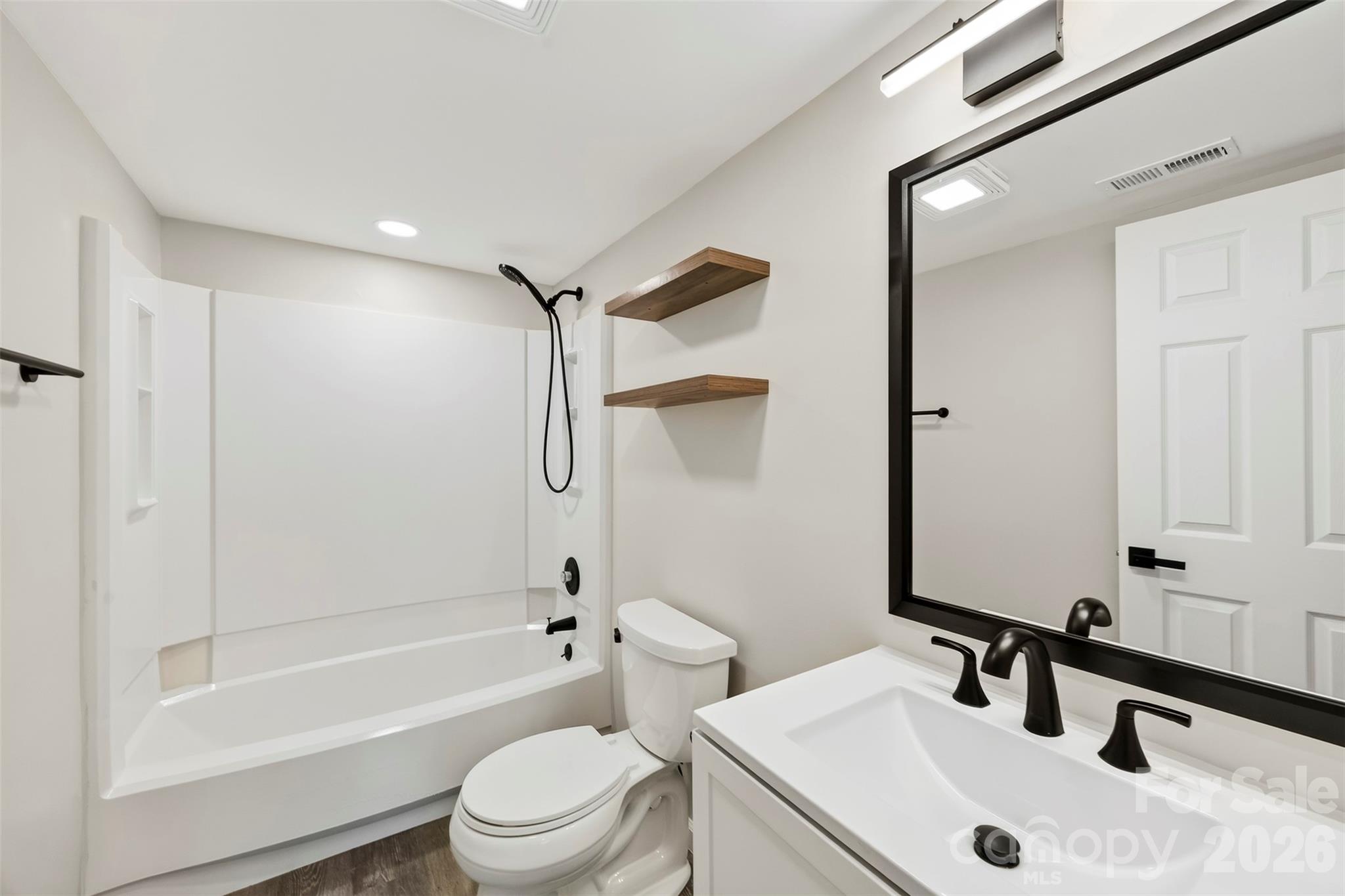 Hickory Ridge - Residential