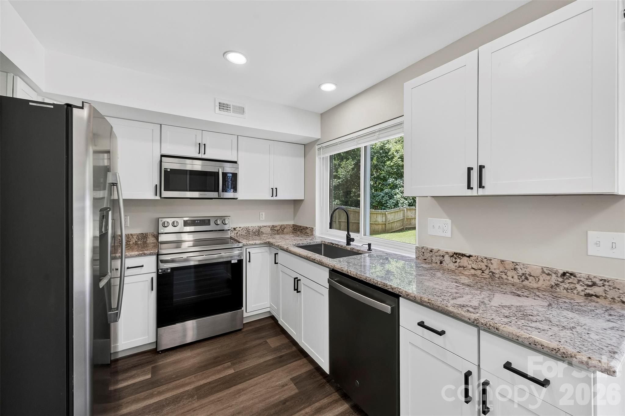 Hickory Ridge - Residential
