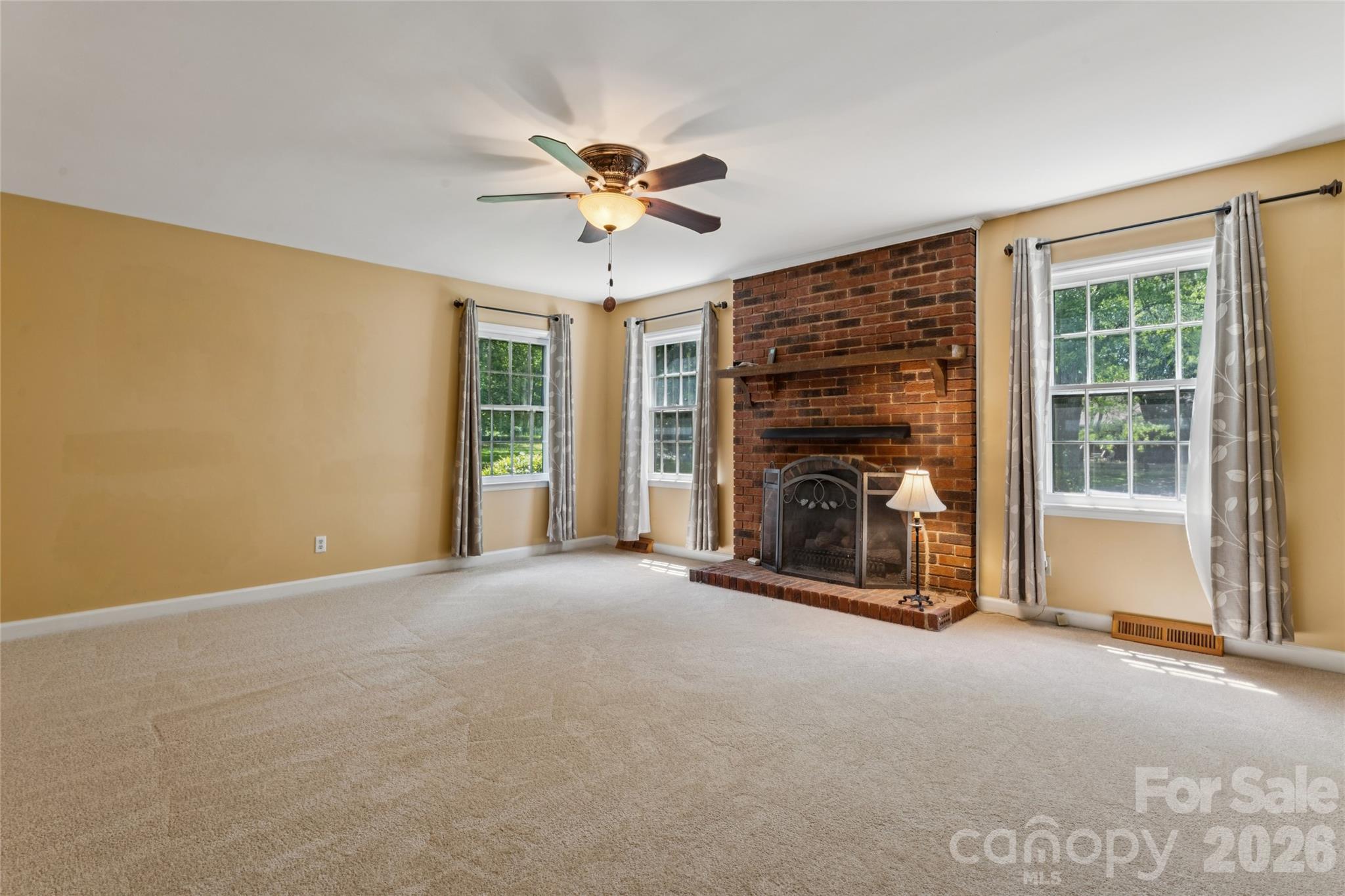 Apple Creek - Residential