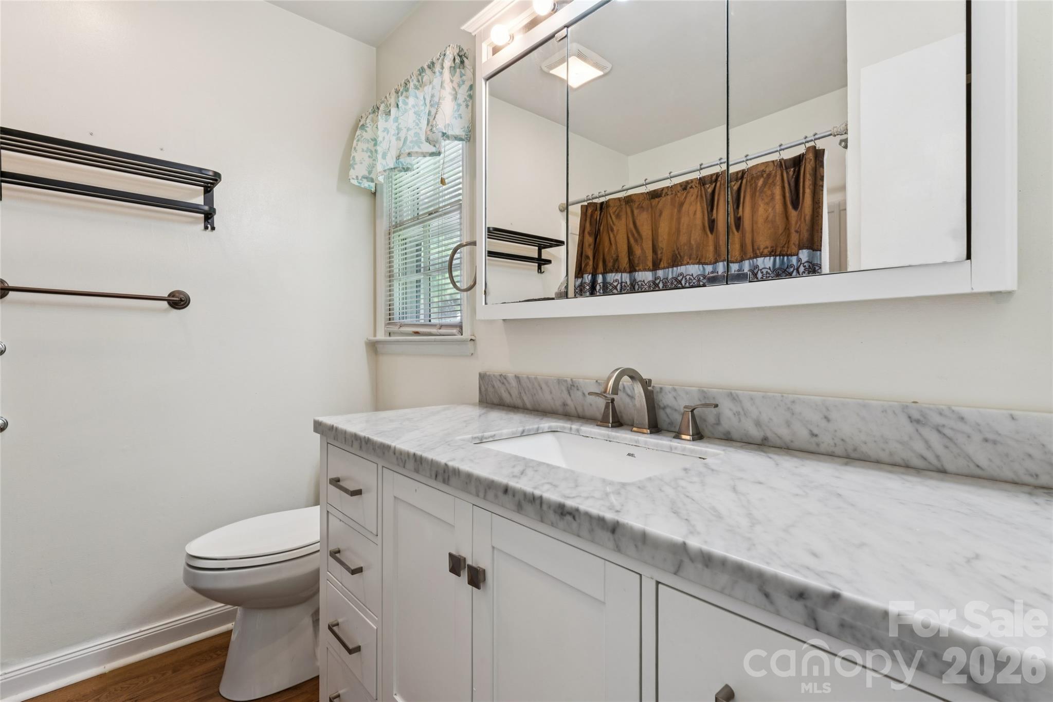 Apple Creek - Residential