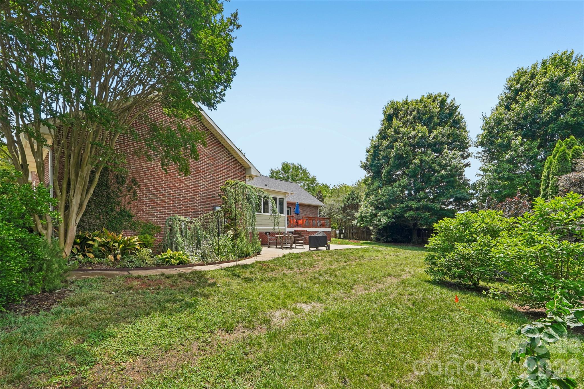 Woodland Hills - Residential