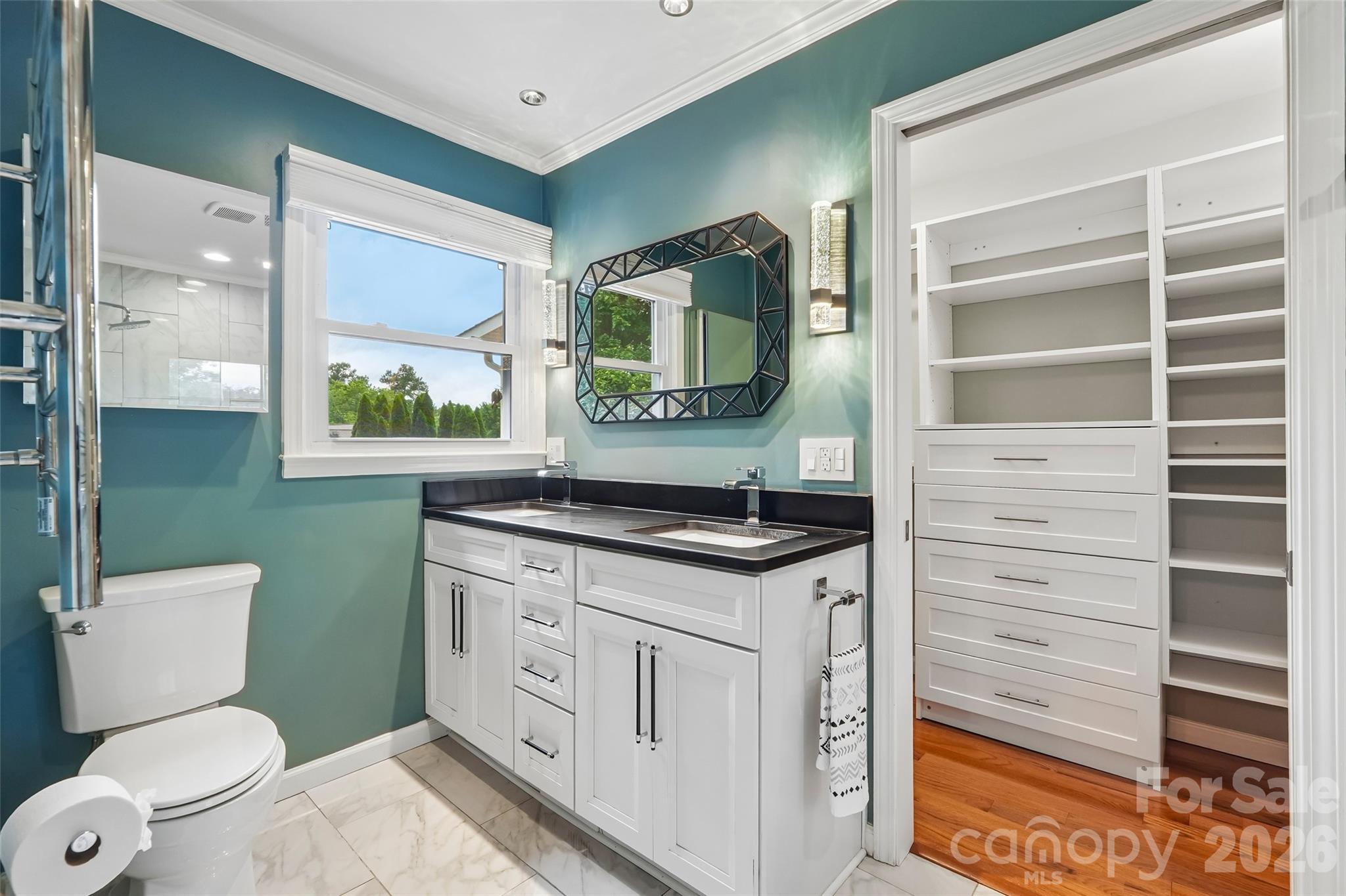 Woodland Hills - Residential