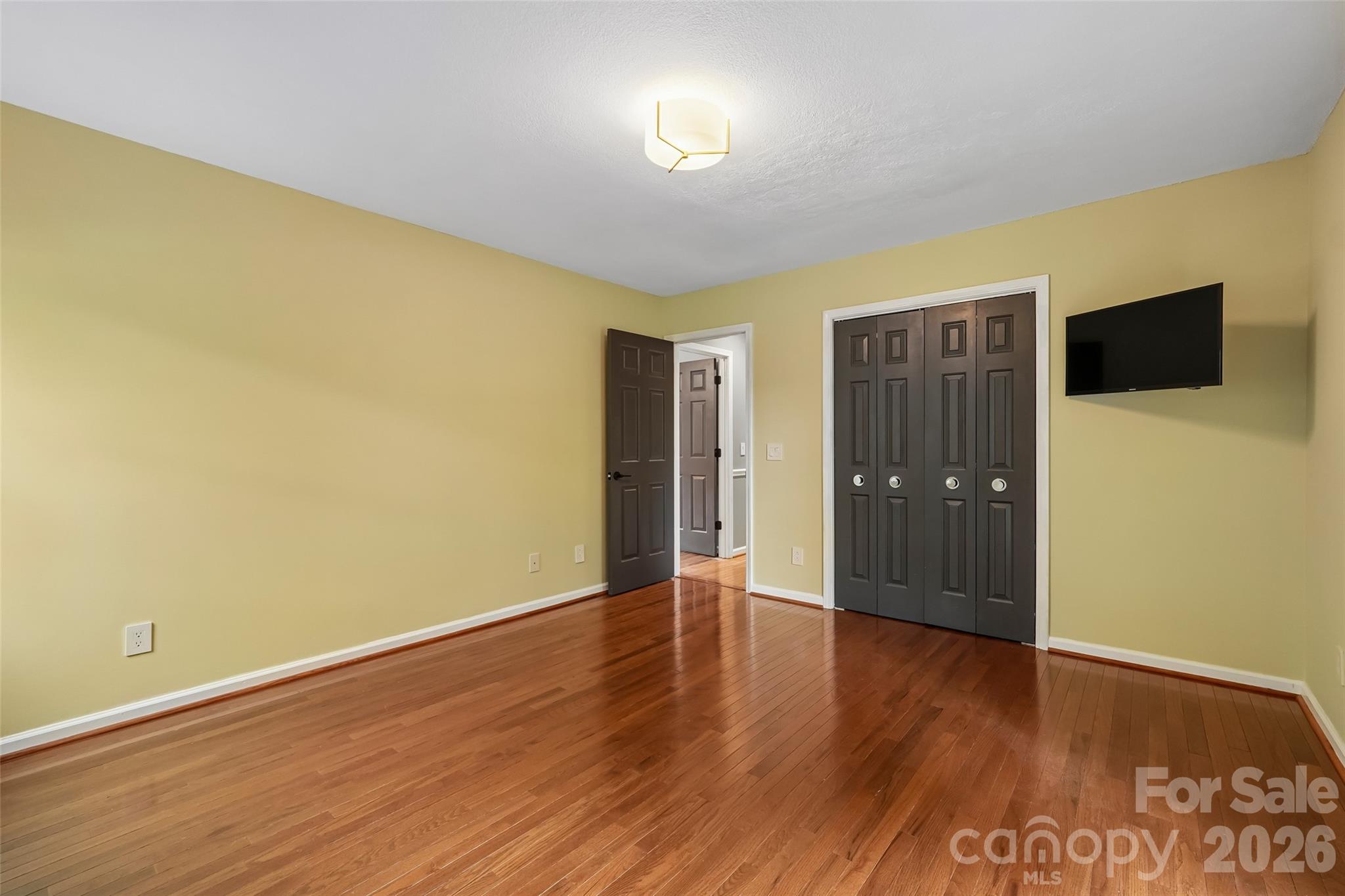 Woodland Hills - Residential