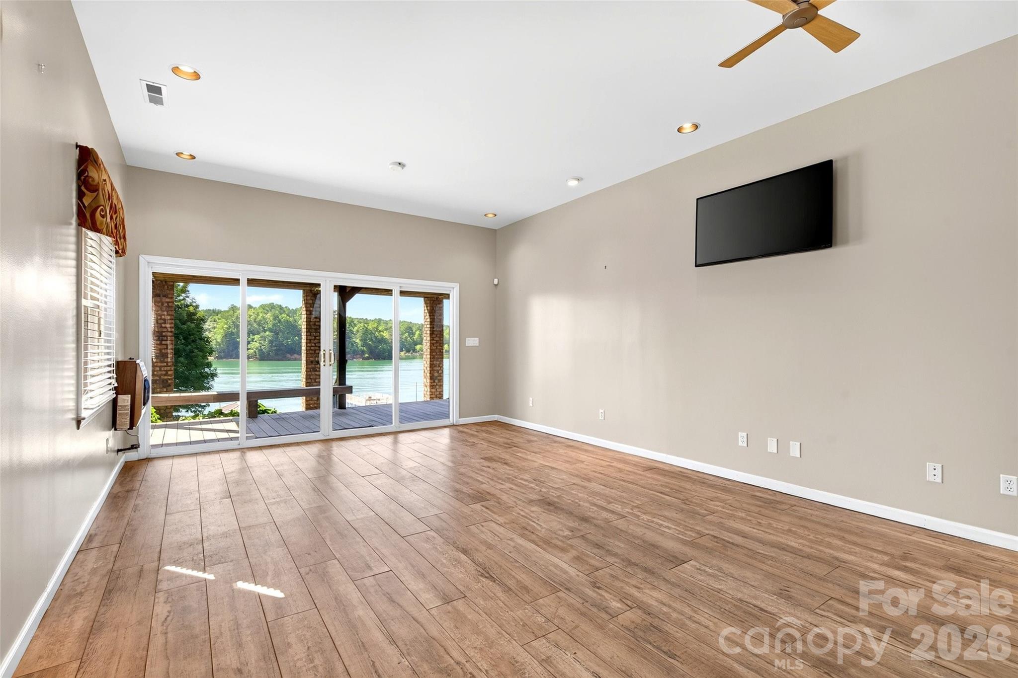 Lake View - Residential