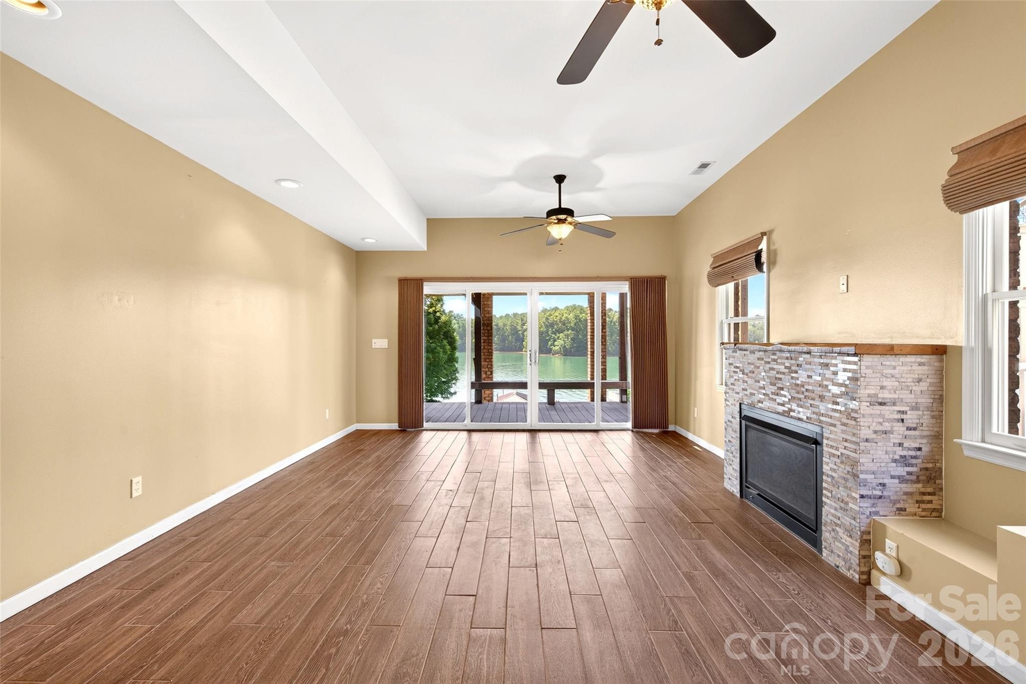 Lake View - Residential