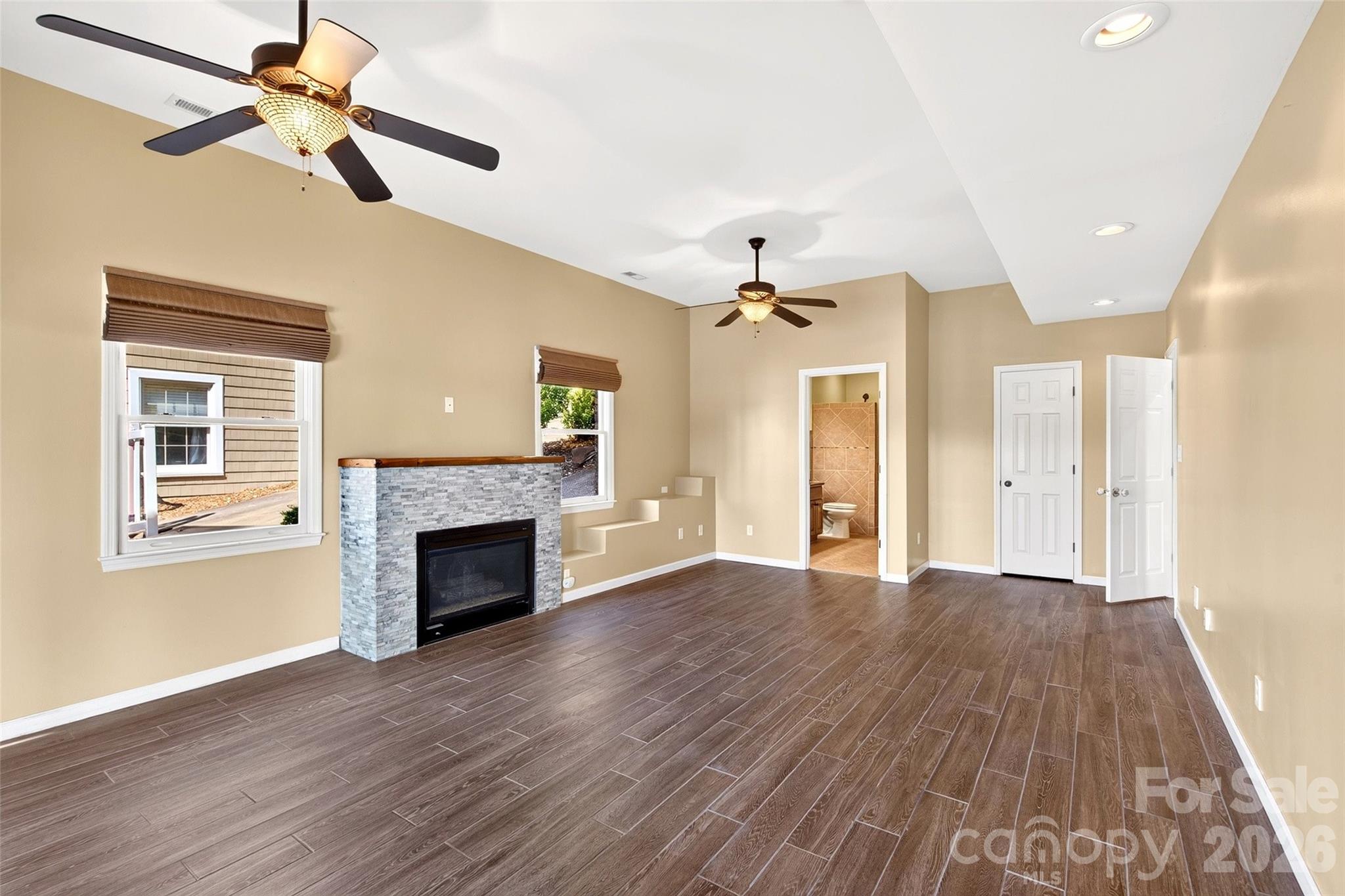Lake View - Residential