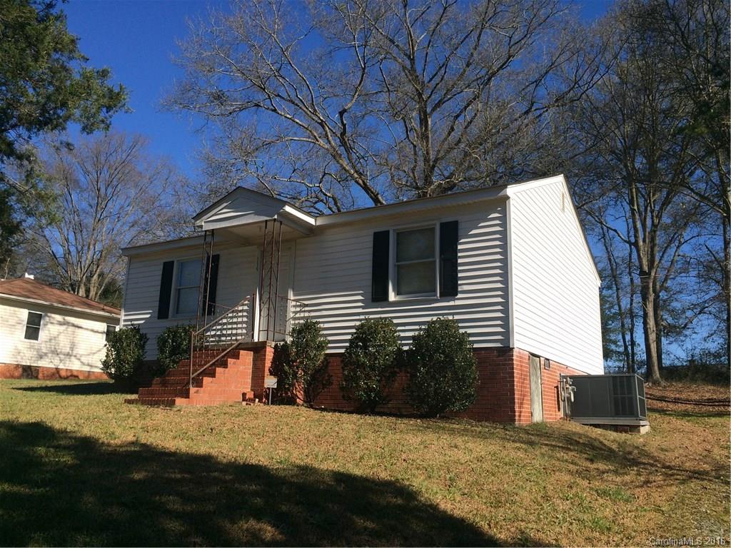 Wonderful opportunity for anyone looking to add to their rental inventory. 2 br 1 ba, clean, new paint and carpet, updated HVAC!