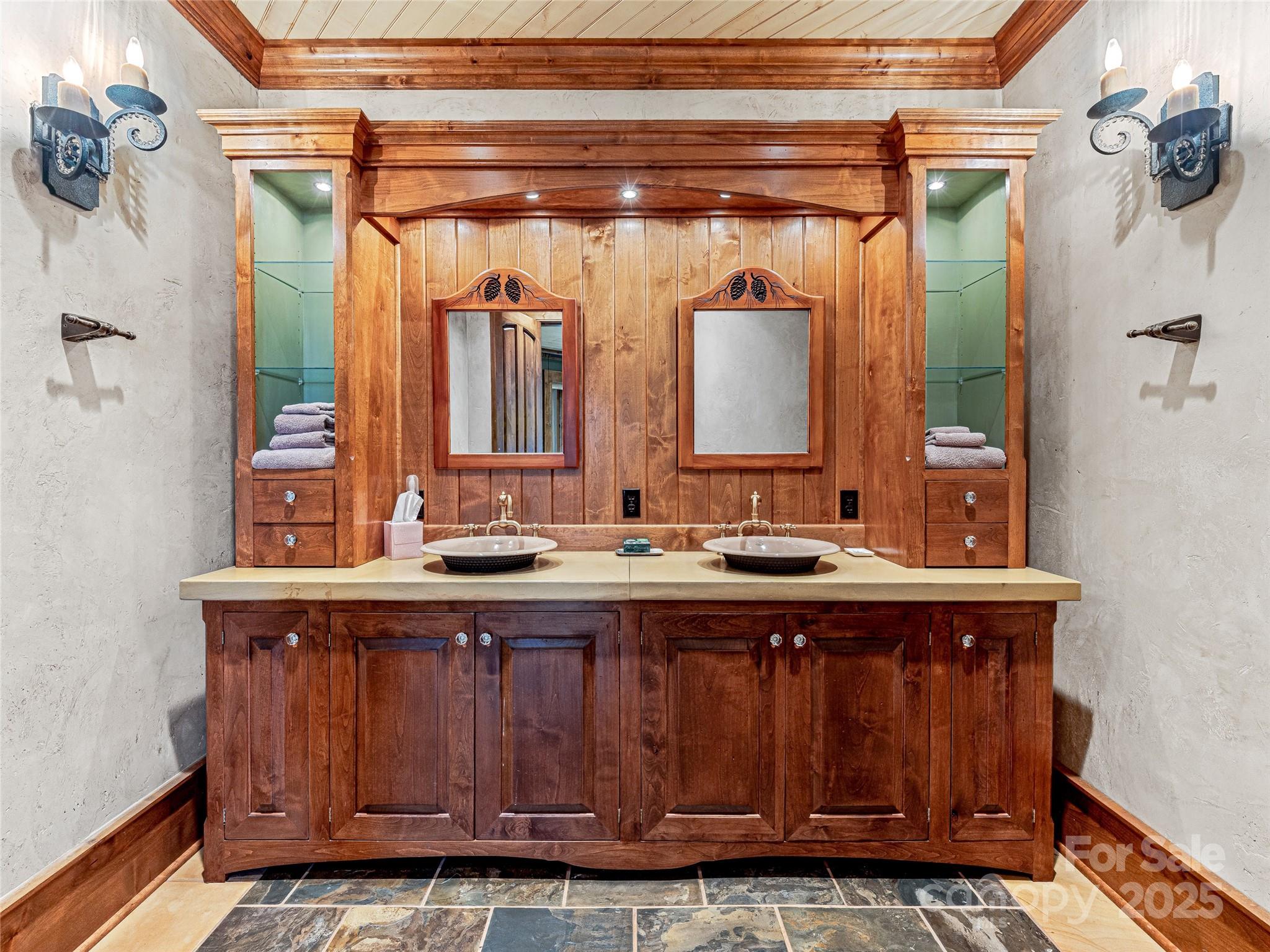 Lake Toxaway Estates - Residential