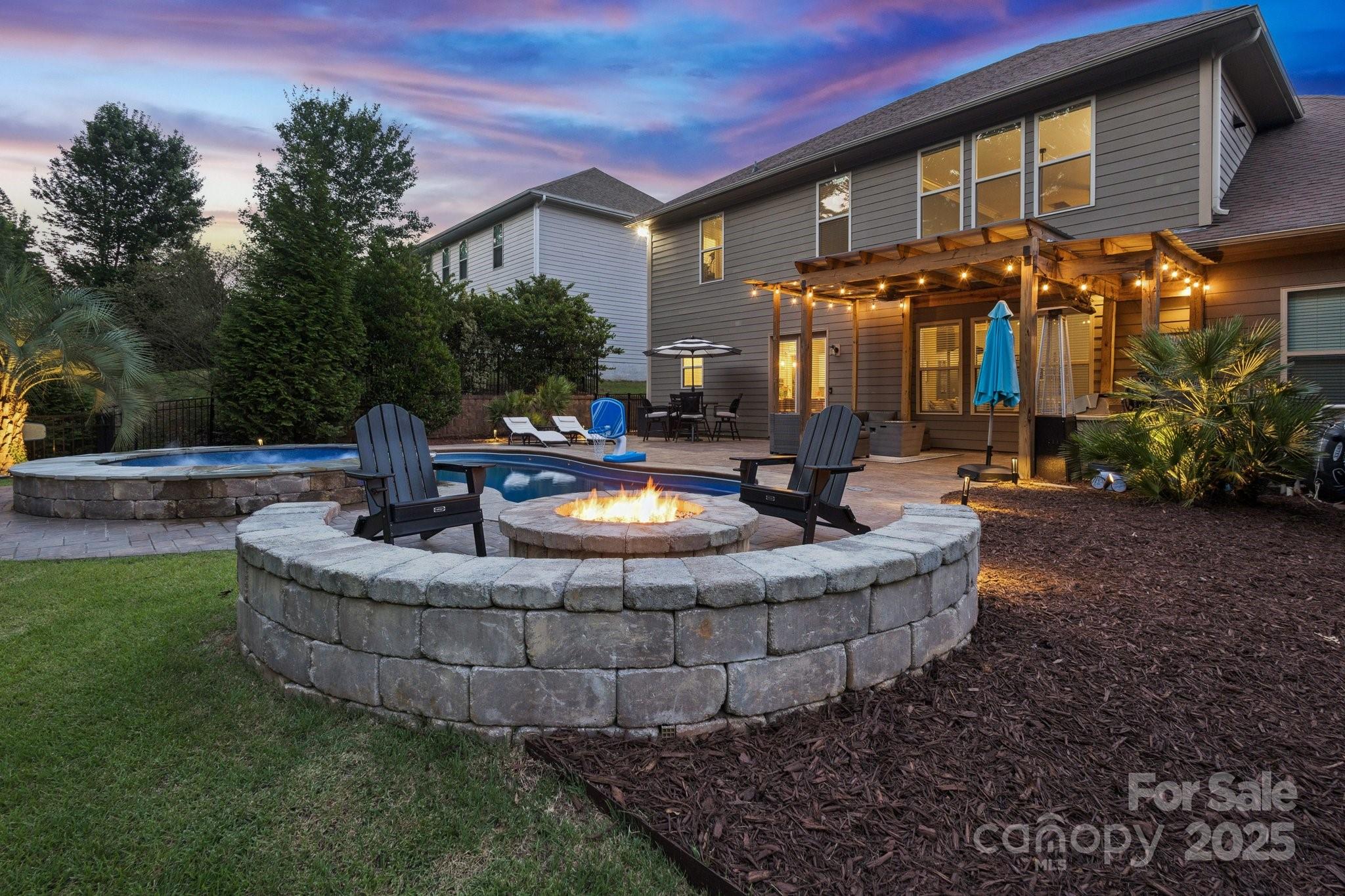 The Preserve At Riverchase - Residential