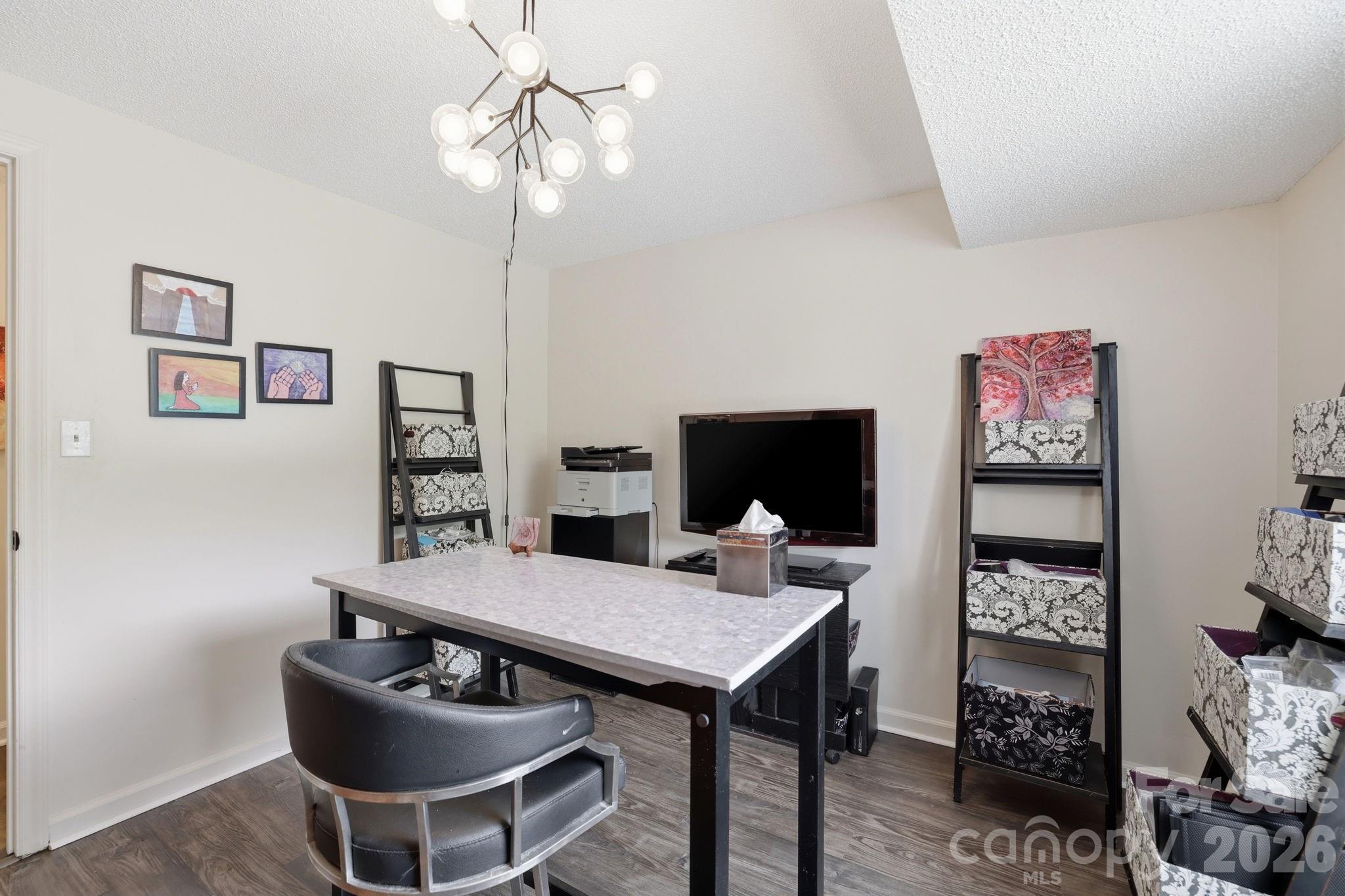 Pheasant Knoll - Residential