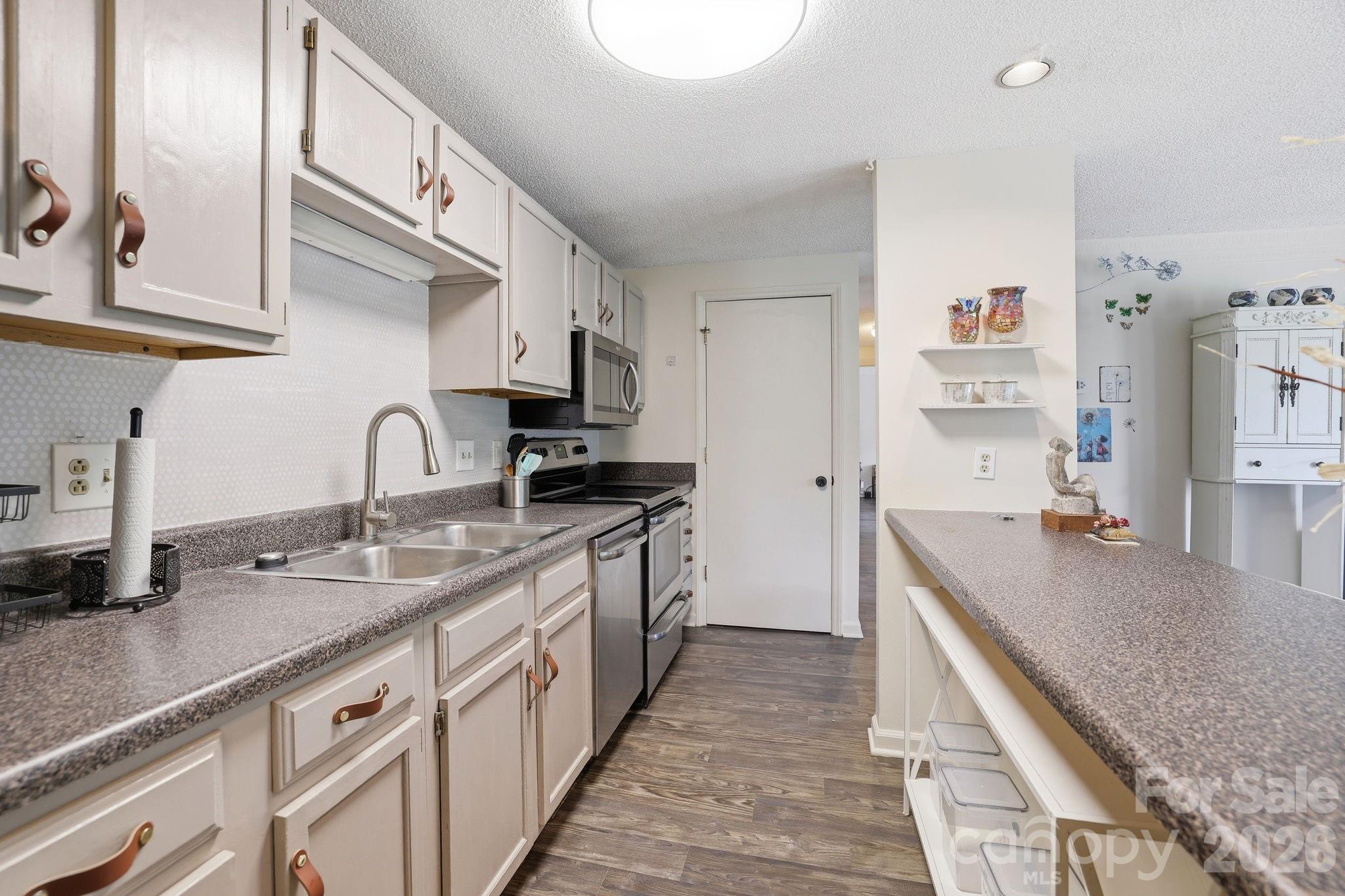 Pheasant Knoll - Residential
