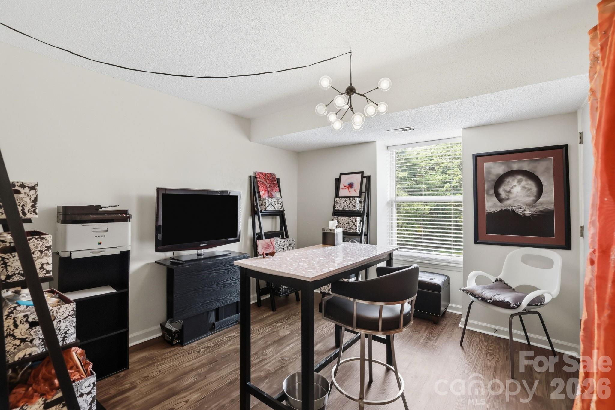 Pheasant Knoll - Residential