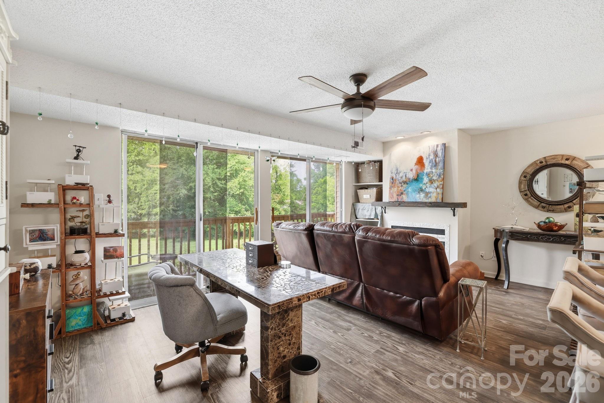 Pheasant Knoll - Residential