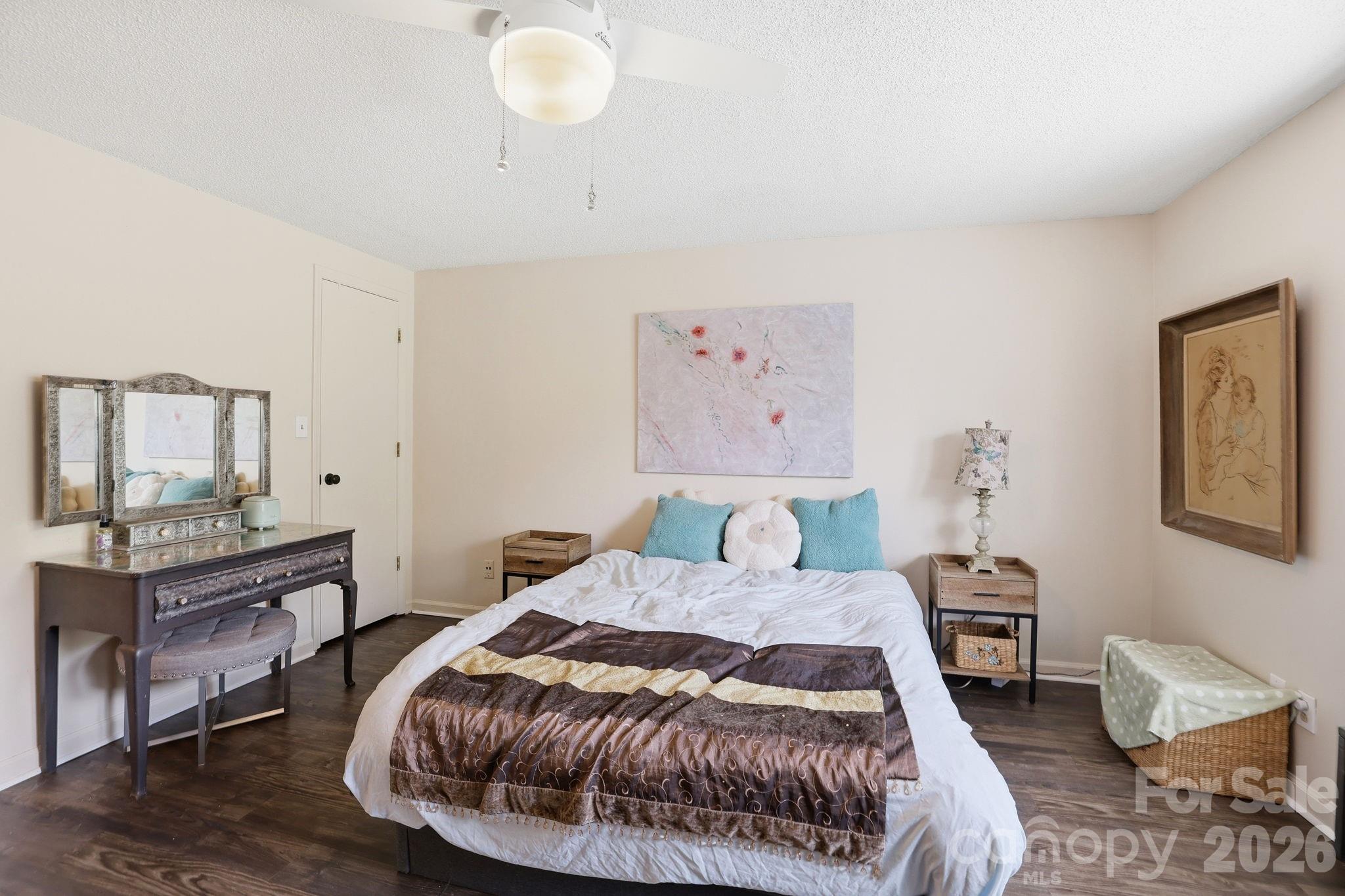 Pheasant Knoll - Residential