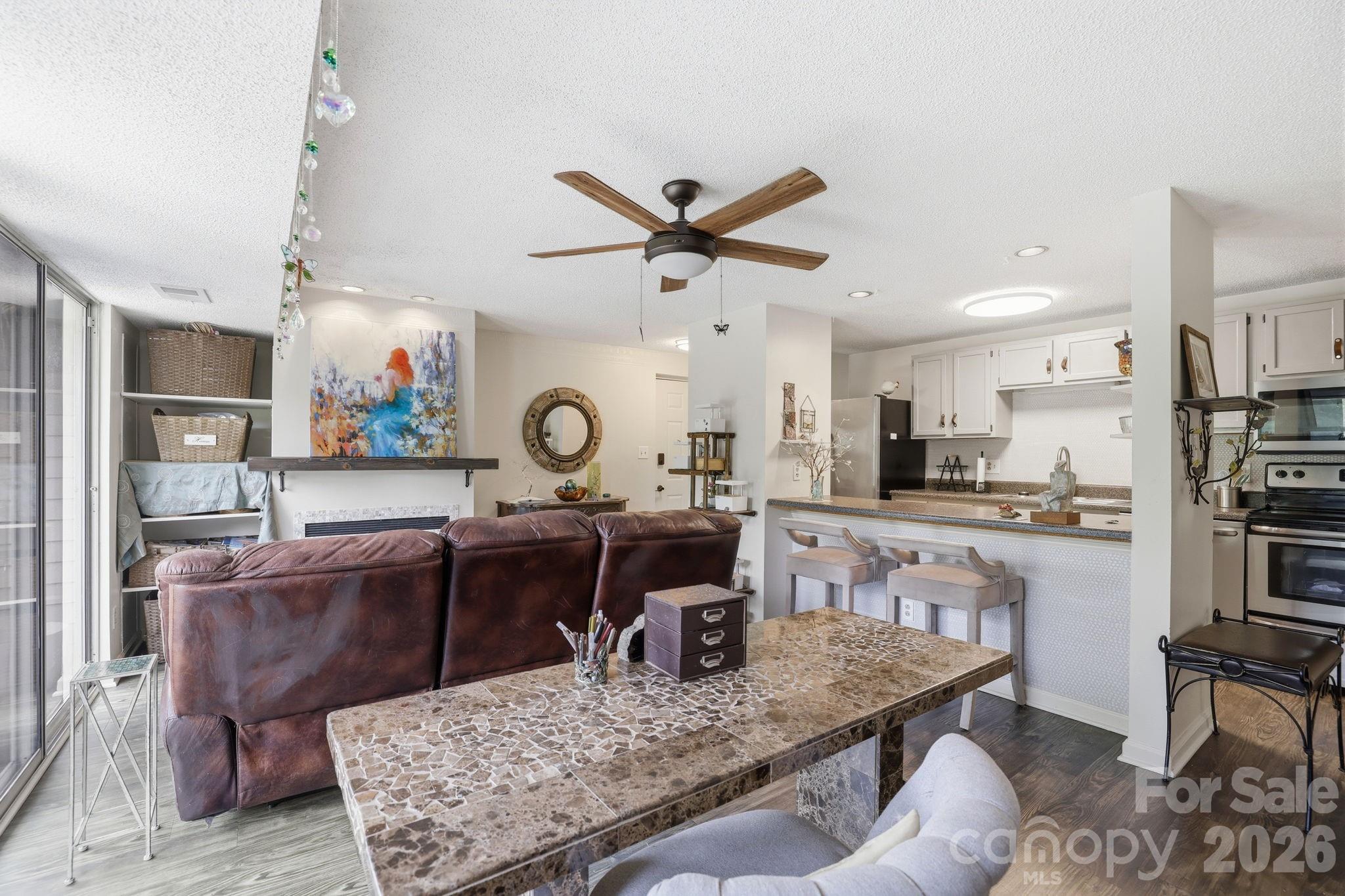Pheasant Knoll - Residential