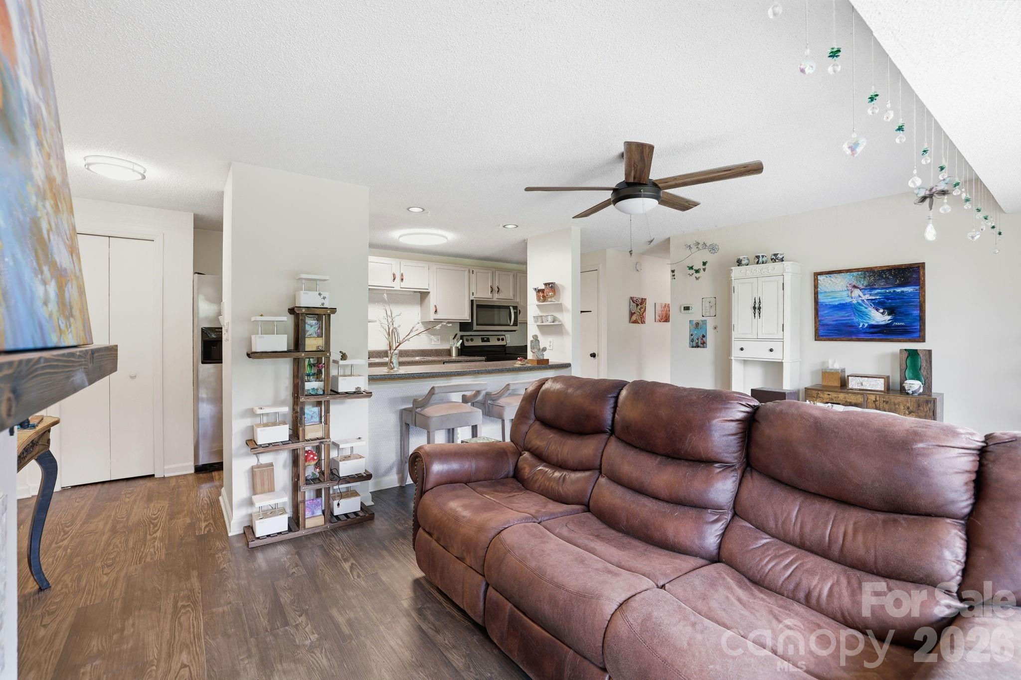 Pheasant Knoll - Residential