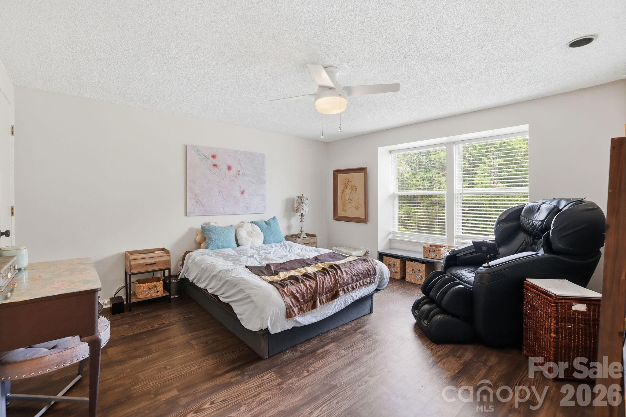 Pheasant Knoll - Residential