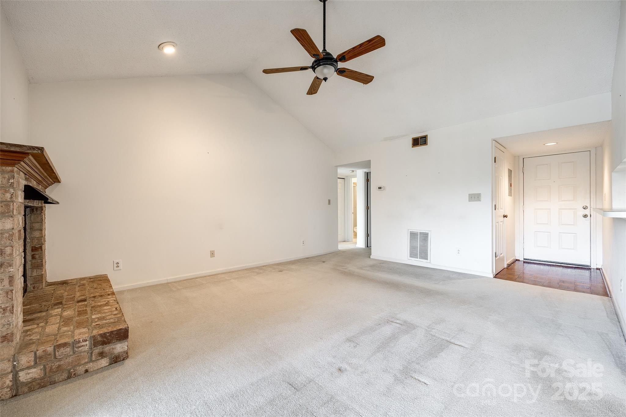 Harris Lake - Residential