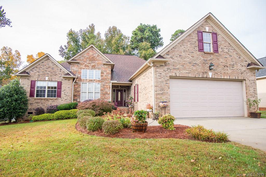 Stunning ranch home in desired Seven Oaks neighborhood. High ceilings throughout, custom molding/trim, gorgeous lighting, gourmet cabinets, screened porch, custom shades throughout home, fenced yard. Gleaming, real hardwood floors.  You will fall in love with this charming and immaculate home.