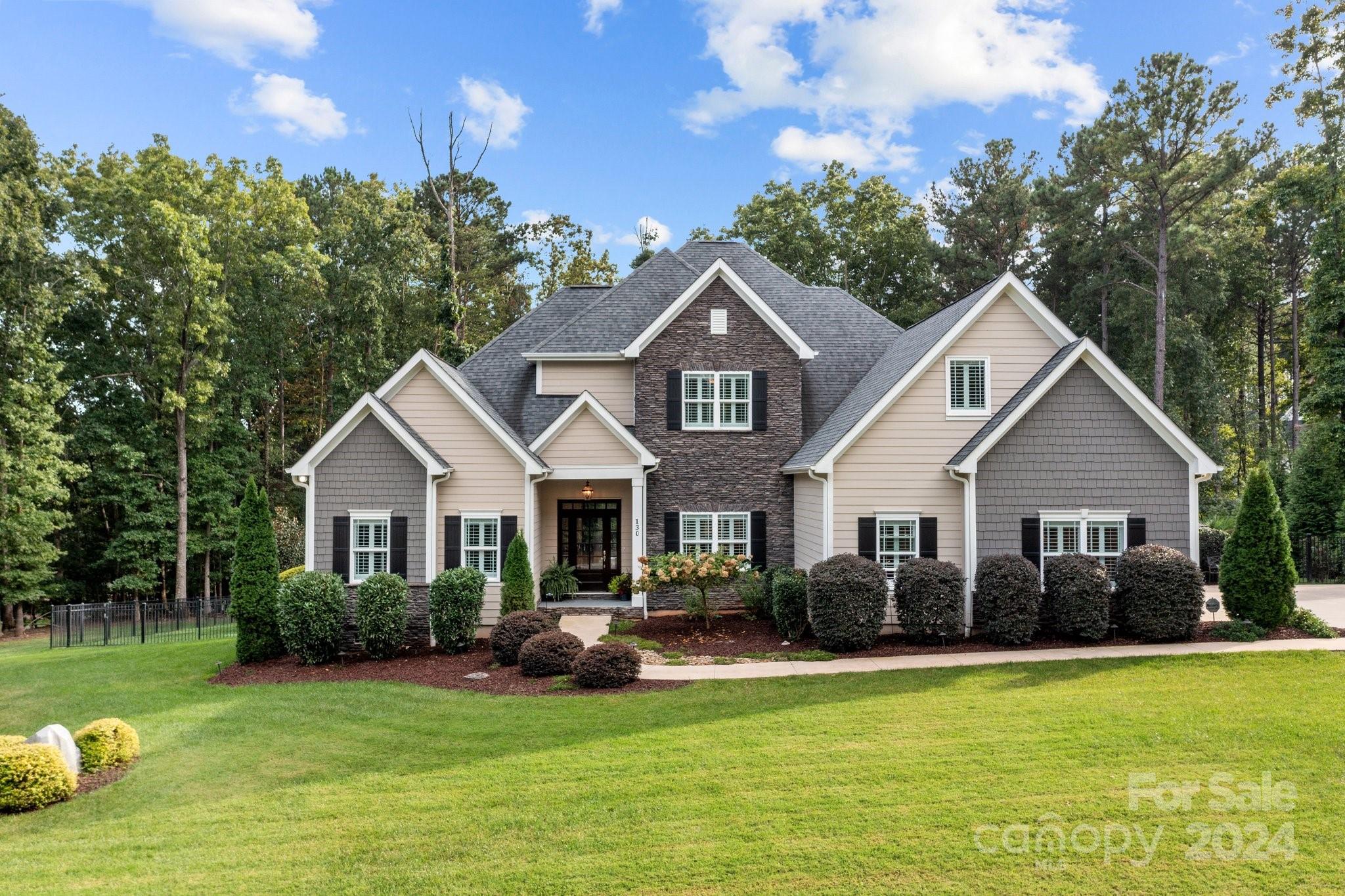 Woodleaf - Residential