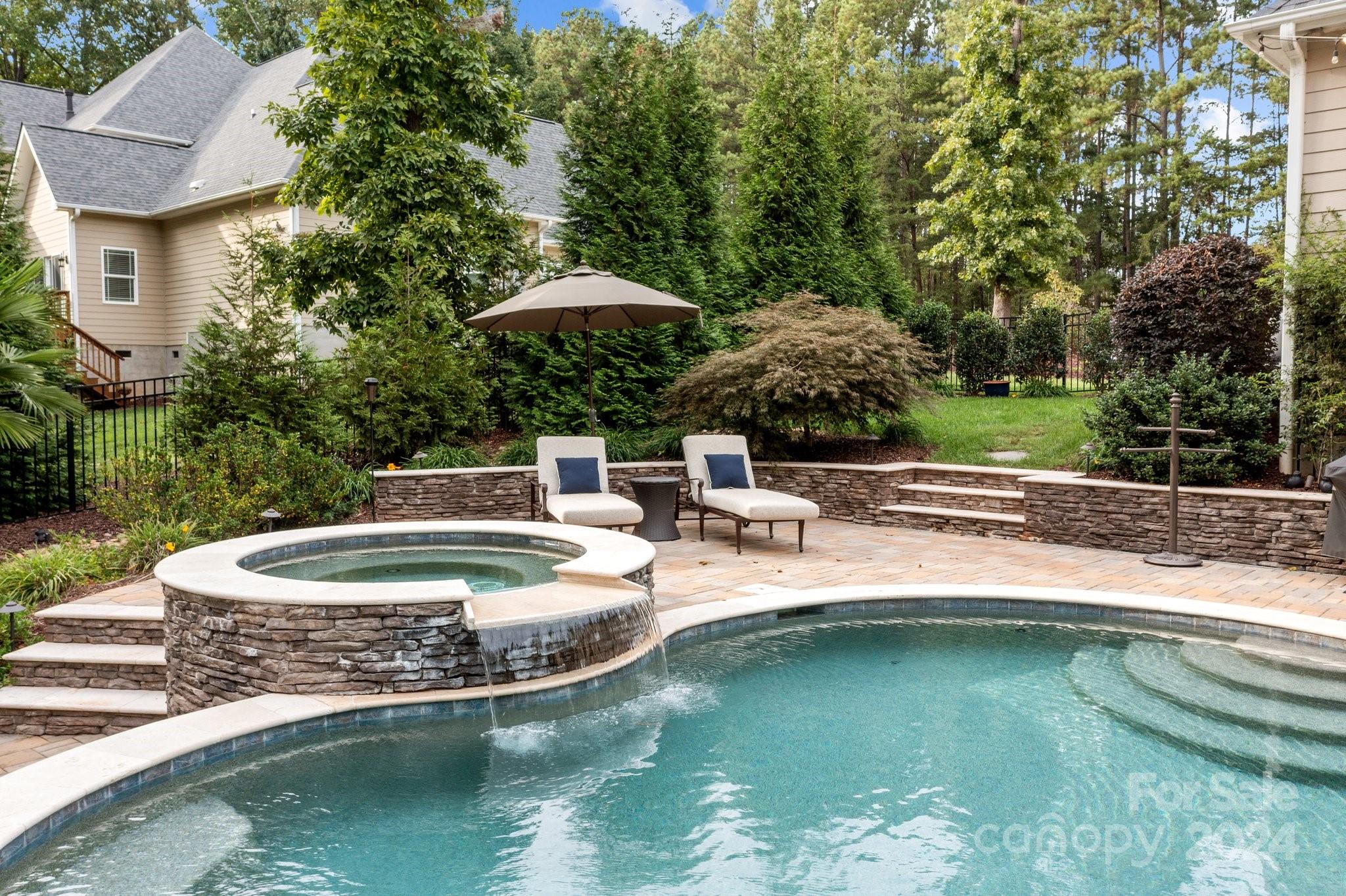 Woodleaf - Residential